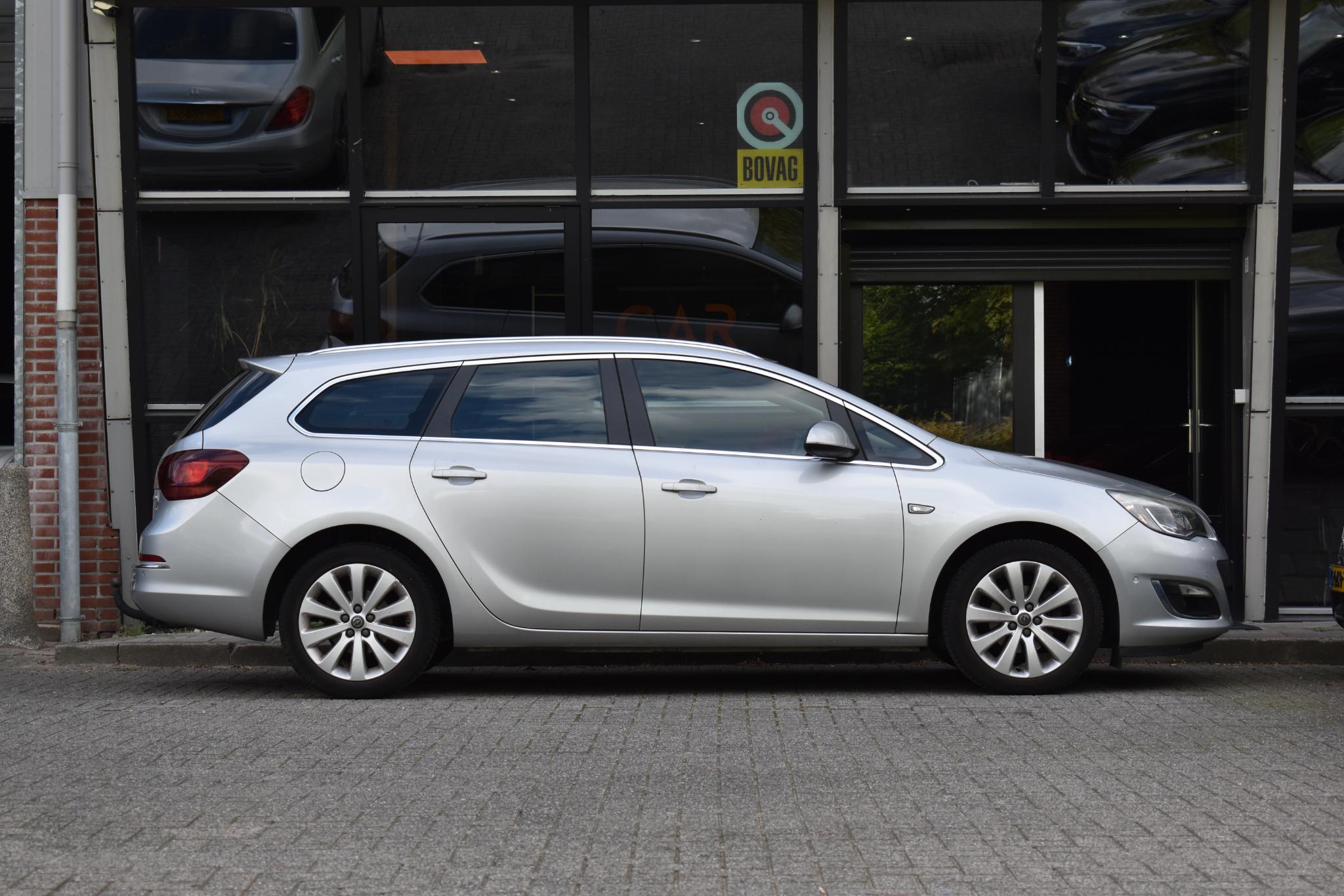 Foto van Opel Astra Sports Tourer