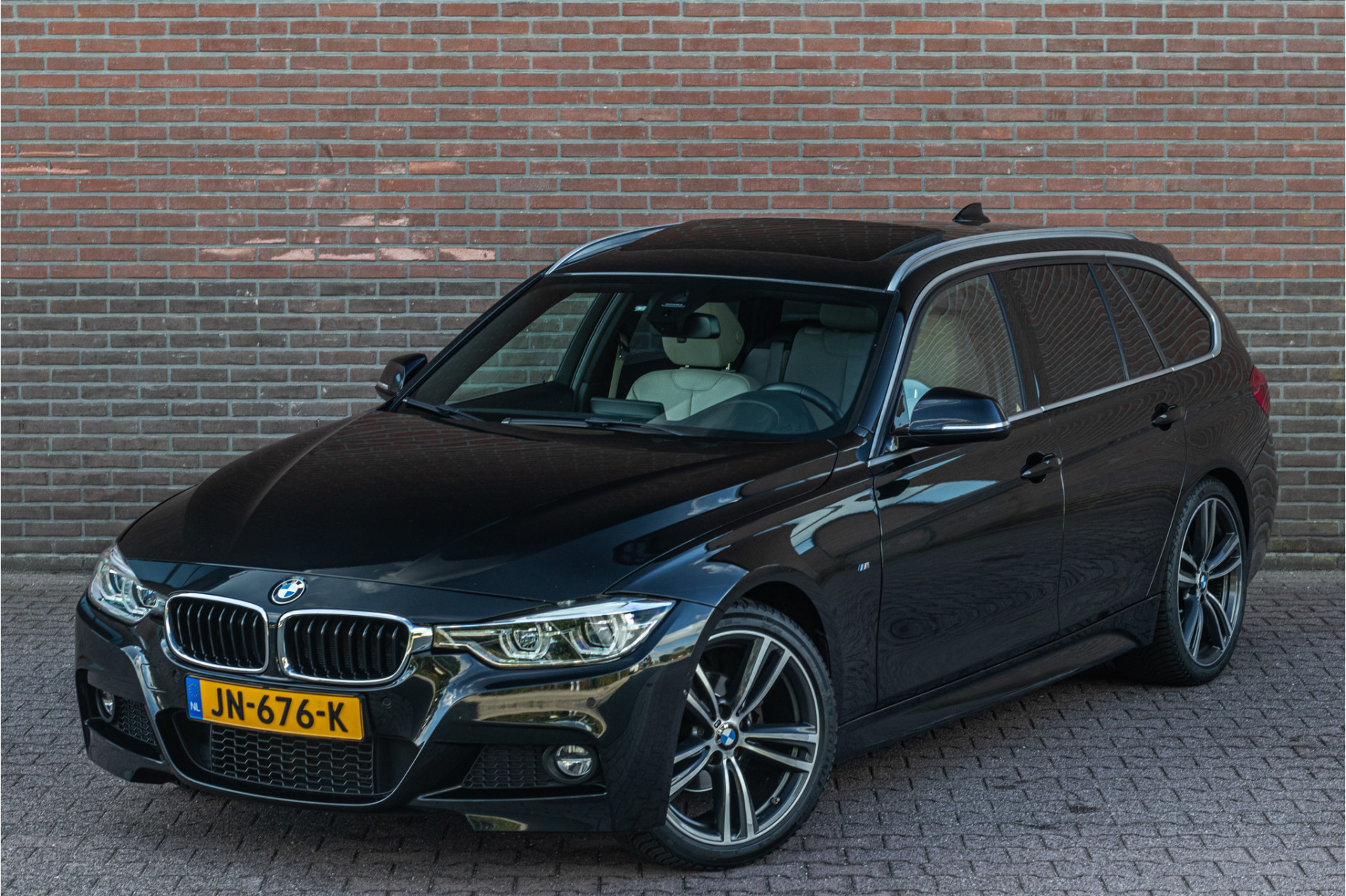 Foto van BMW 320i
