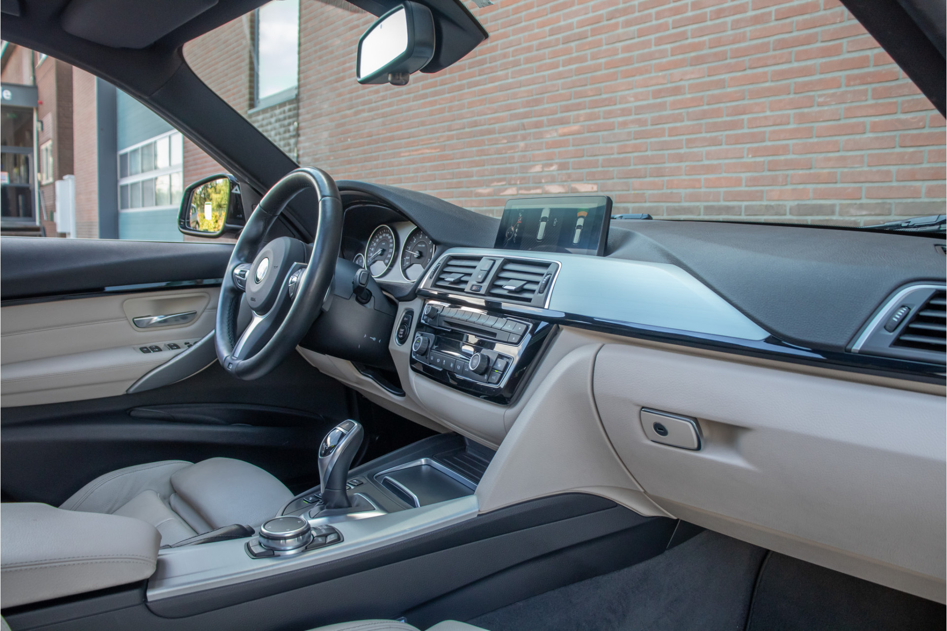 Foto van BMW 320i