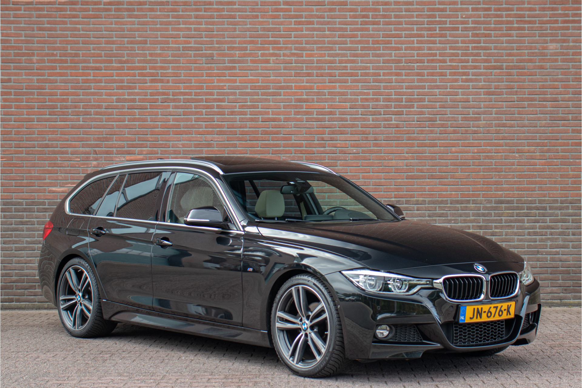 Foto van BMW 320i