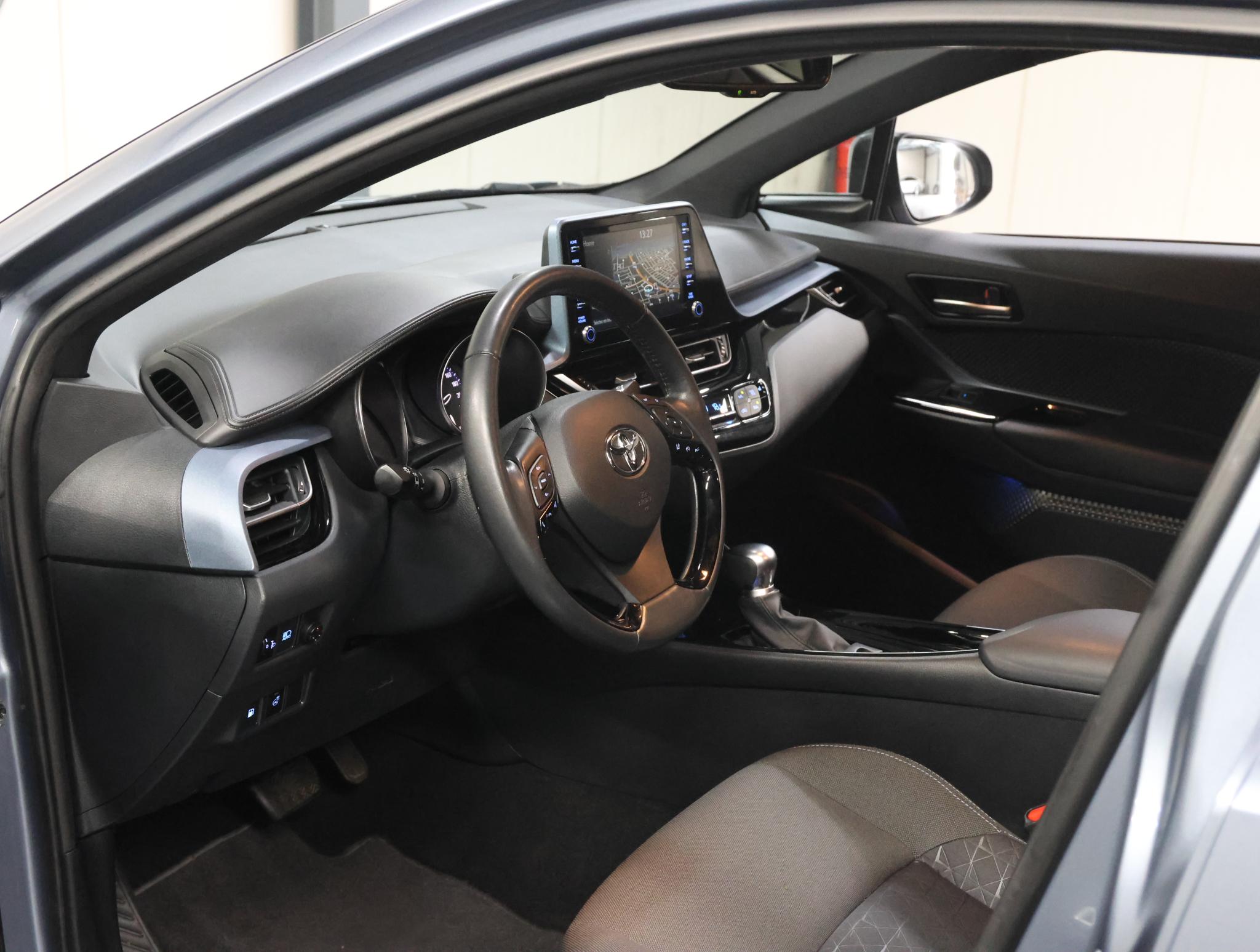 Foto van Toyota Toyota C-hr