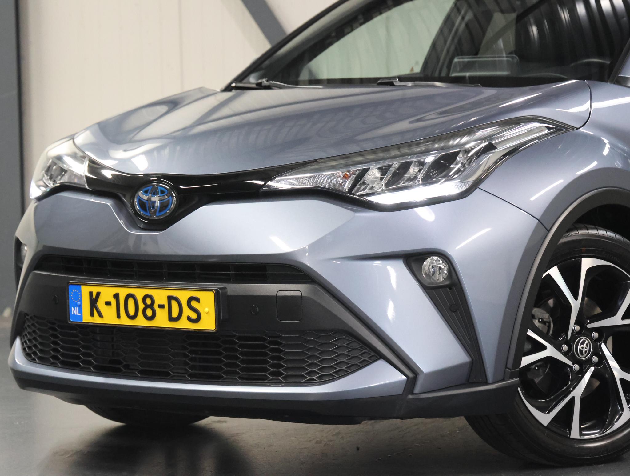 Foto van Toyota Toyota C-hr