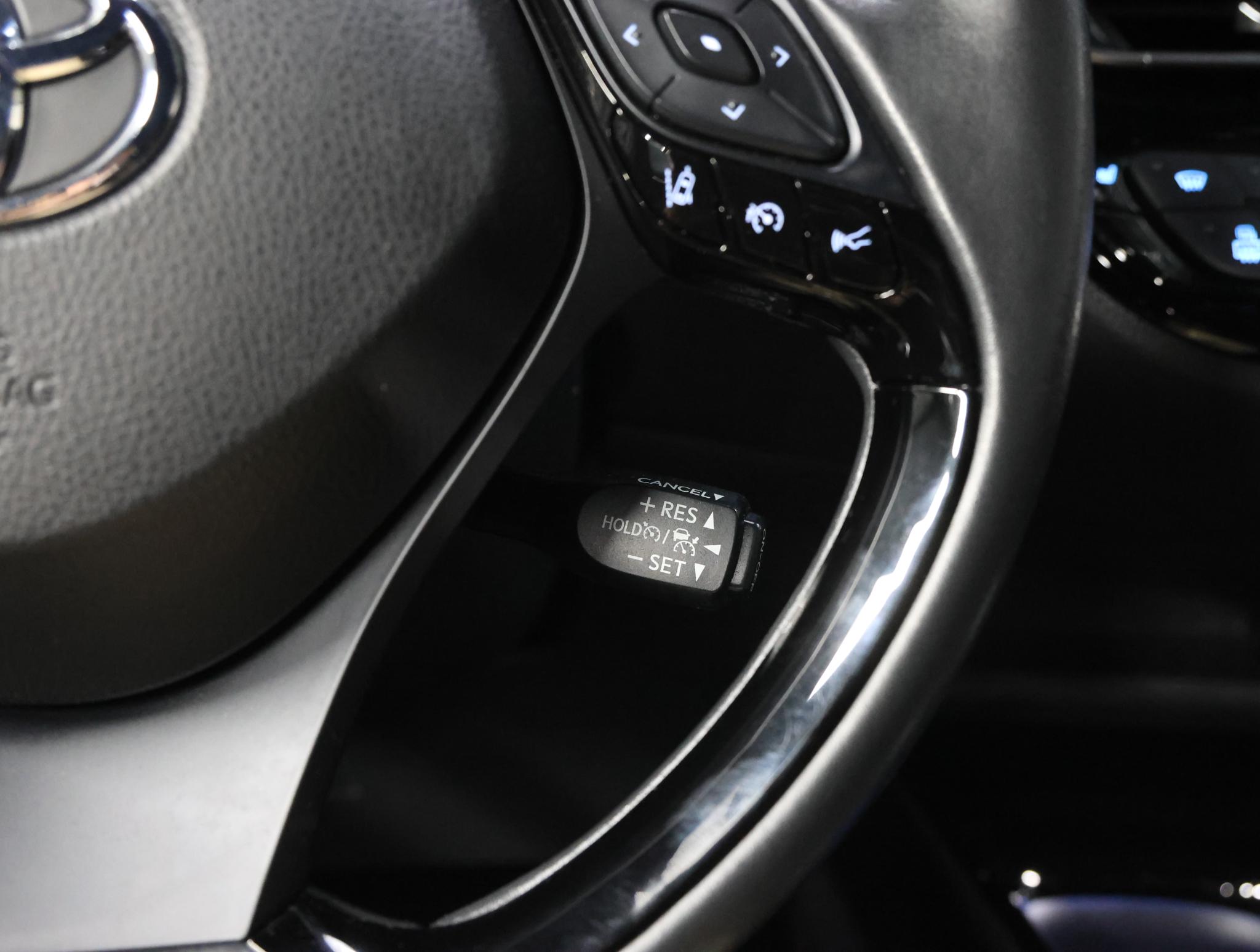 Foto van Toyota Toyota C-hr