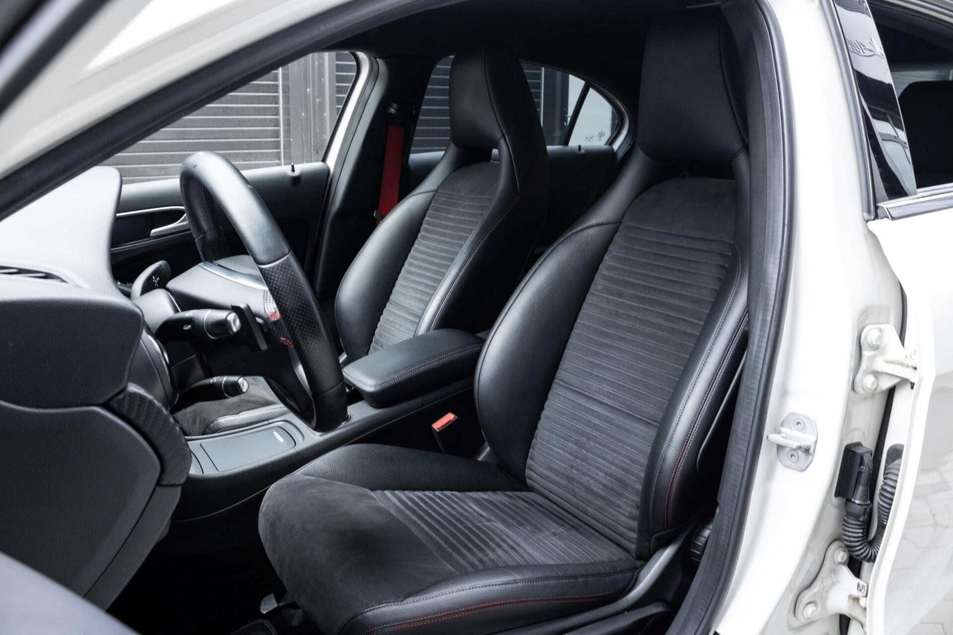 Foto van Mercedes-Benz A 250