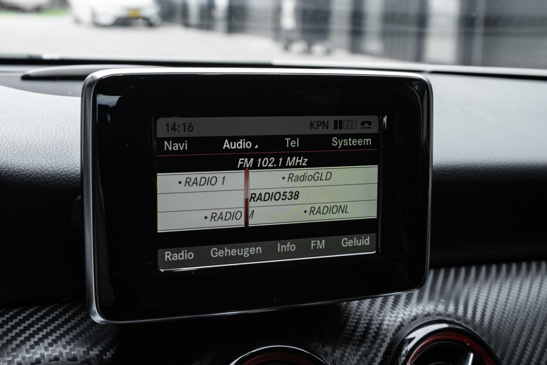 Foto van Mercedes-Benz A 250