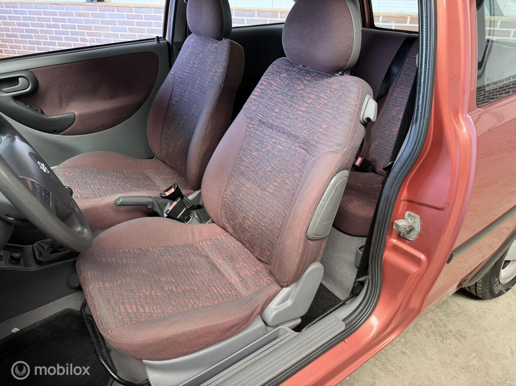 Foto van Opel Corsa-c