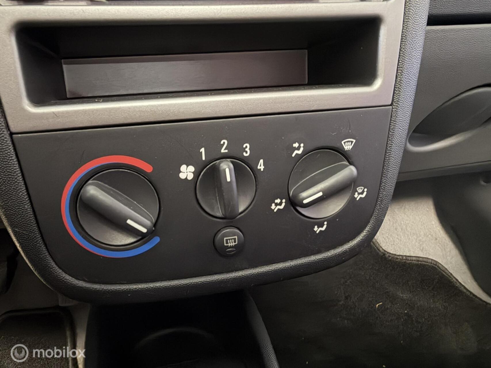 Foto van Opel Corsa-c