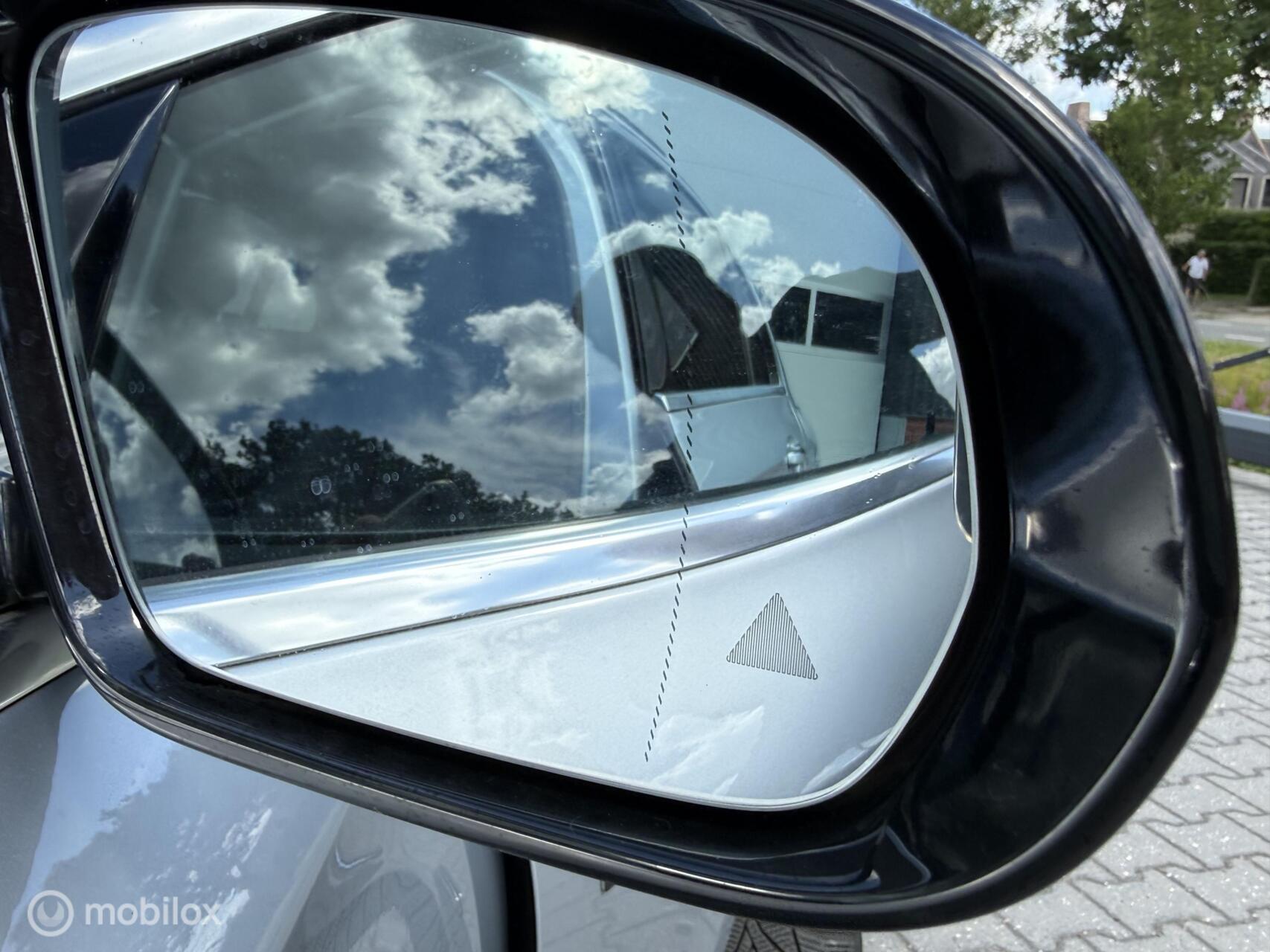Foto van Mercedes-Benz E 300 E 4Matic