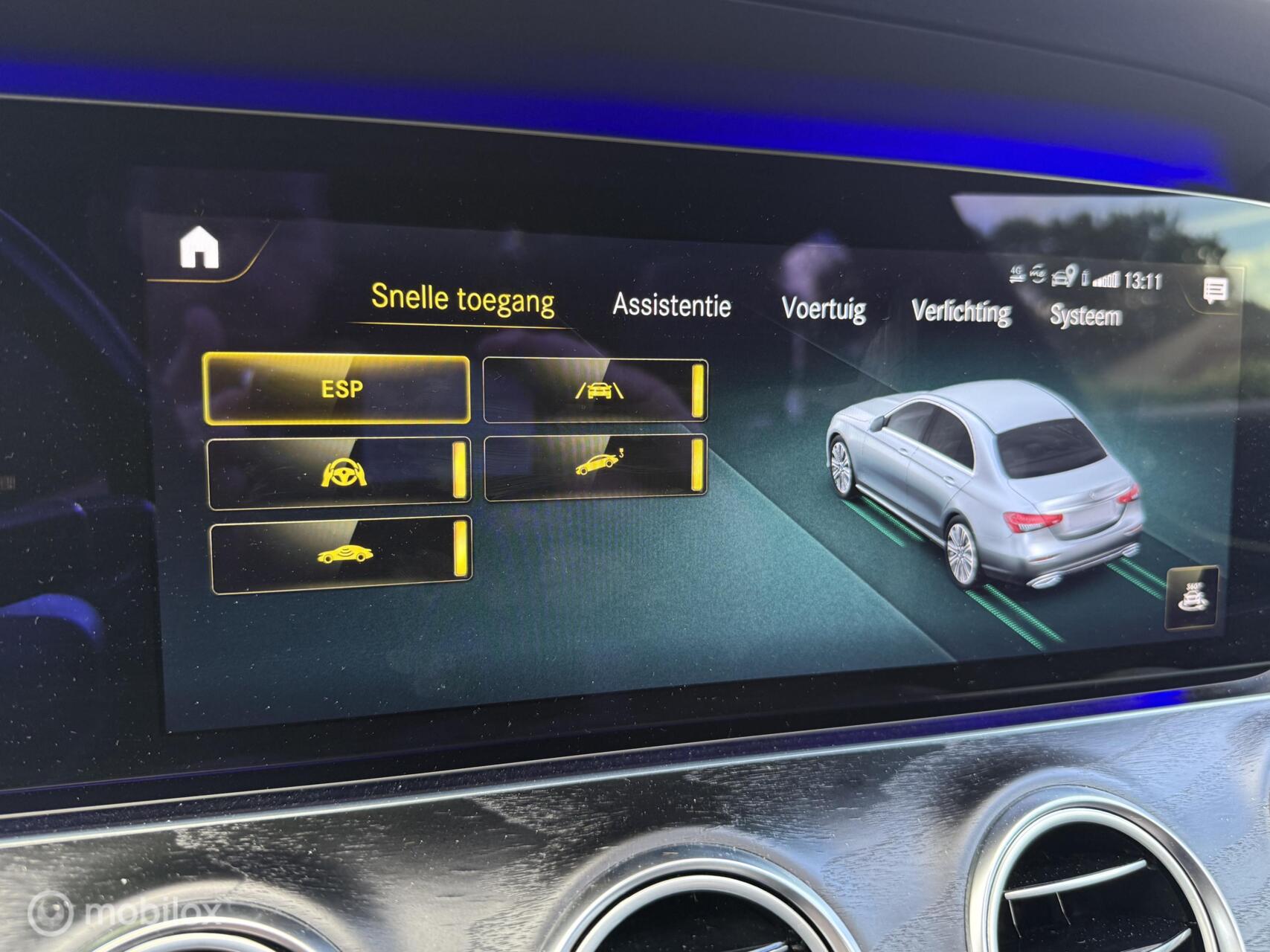 Foto van Mercedes-Benz E 300 E 4Matic