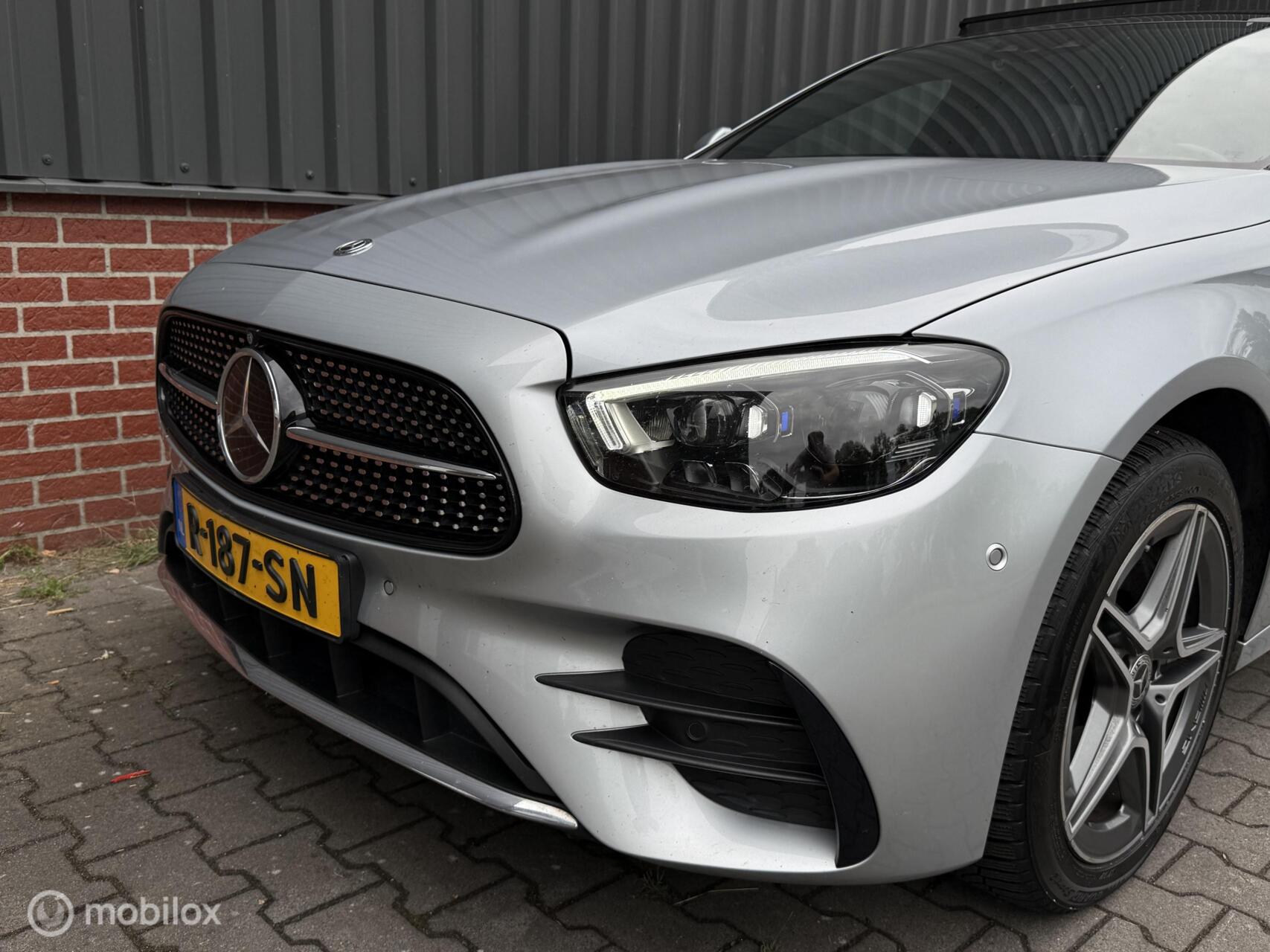 Foto van Mercedes-Benz E 300 E 4Matic