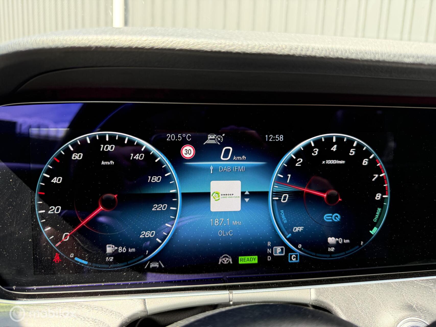 Foto van Mercedes-Benz E 300 E 4Matic