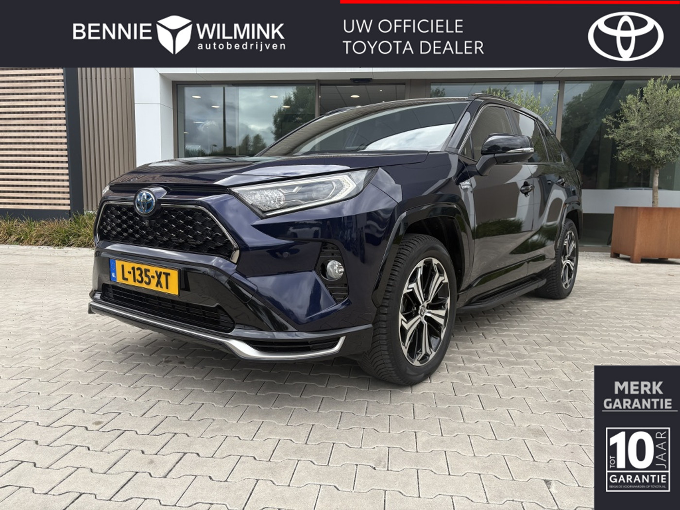 Toyota Toyota Rav4 2.5 Pl.Hyb. Bi-Tone+ | Stoelvent. en verw. | Trekhaak | JBL 2021 - voorkant