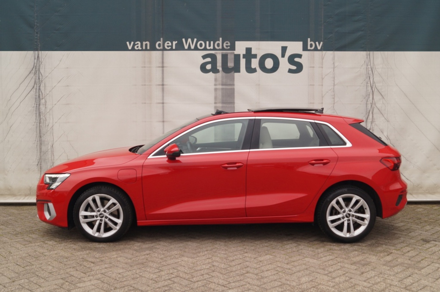Audi A3 40 TFSI e Business edition 2021 - voorkant