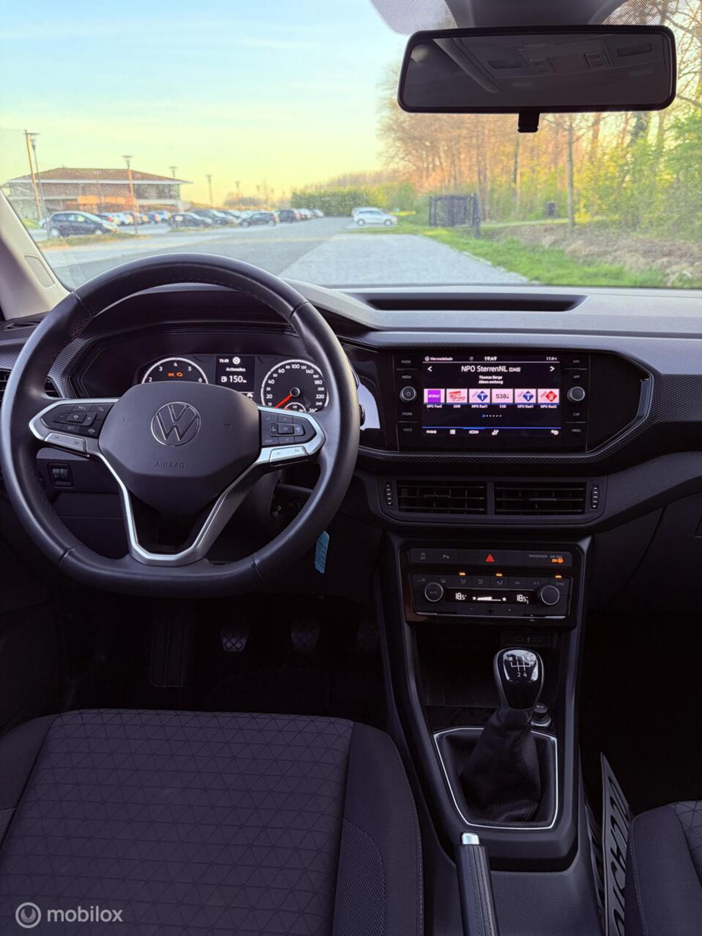 Foto van Volkswagen T-cross