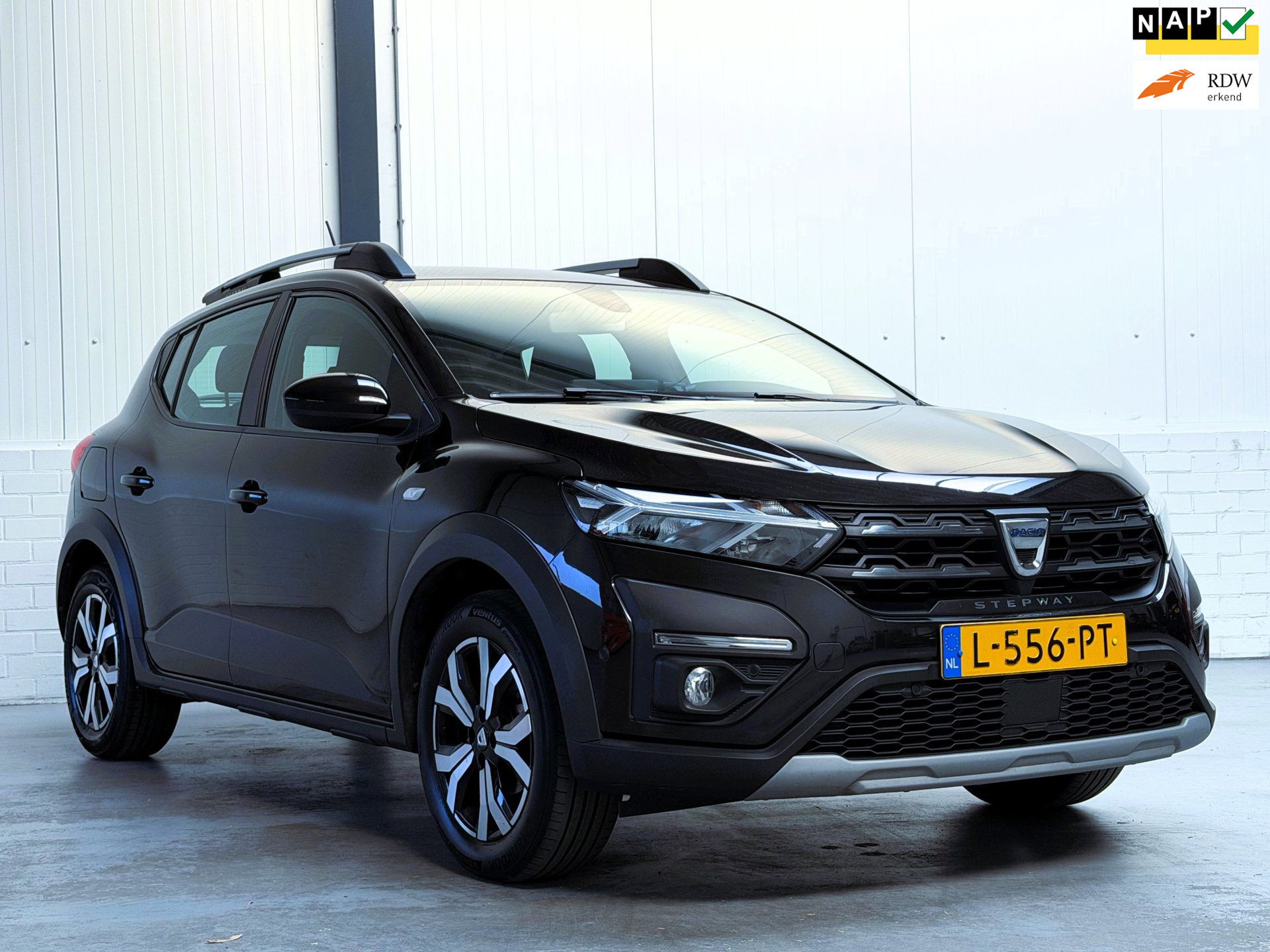 Dacia Sandero 1.0 TCe 100 Bi-Fuel Comfort|1e Eigenaar|Camera|Trekhaak 2021 - voorkant