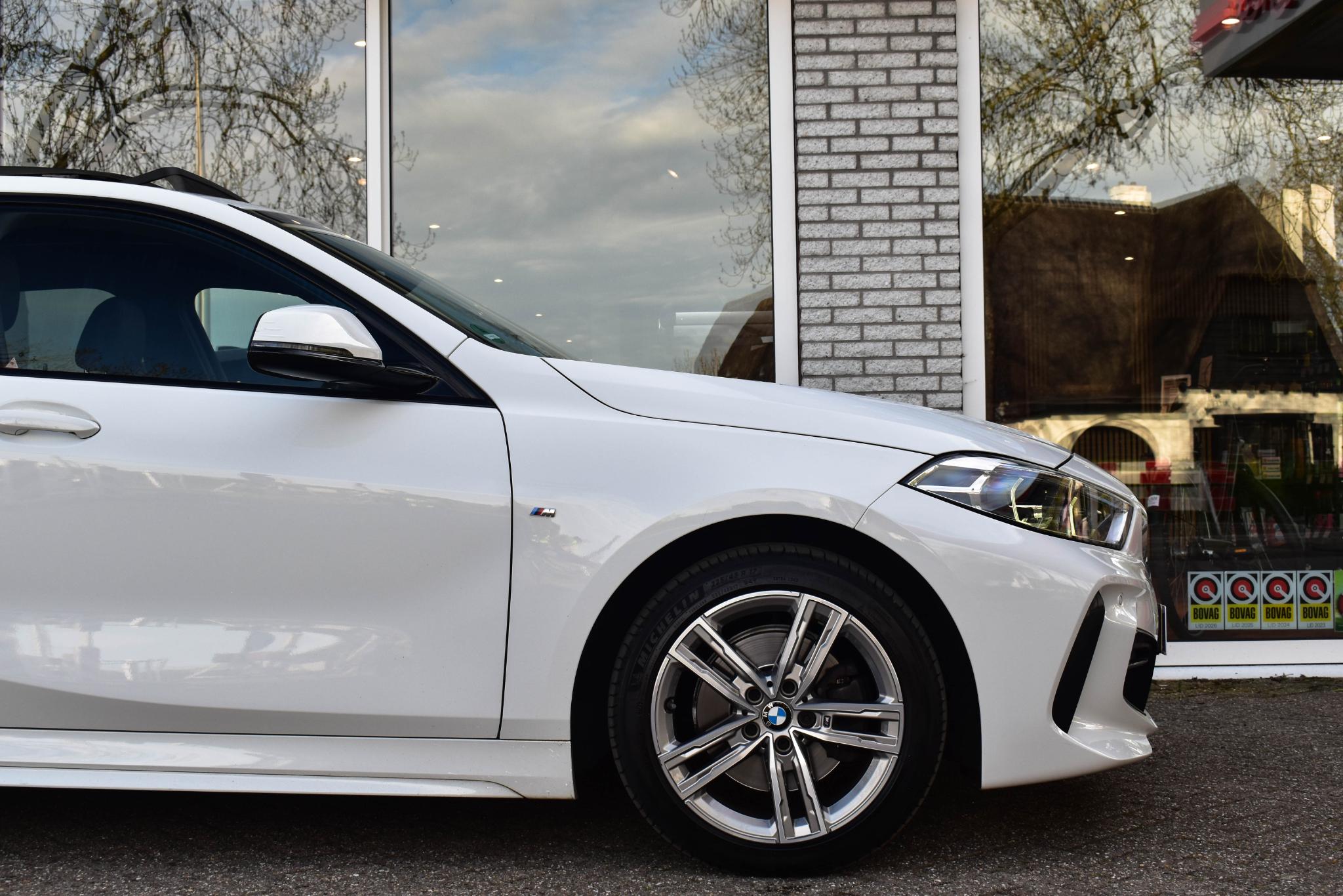 Foto van BMW 118i