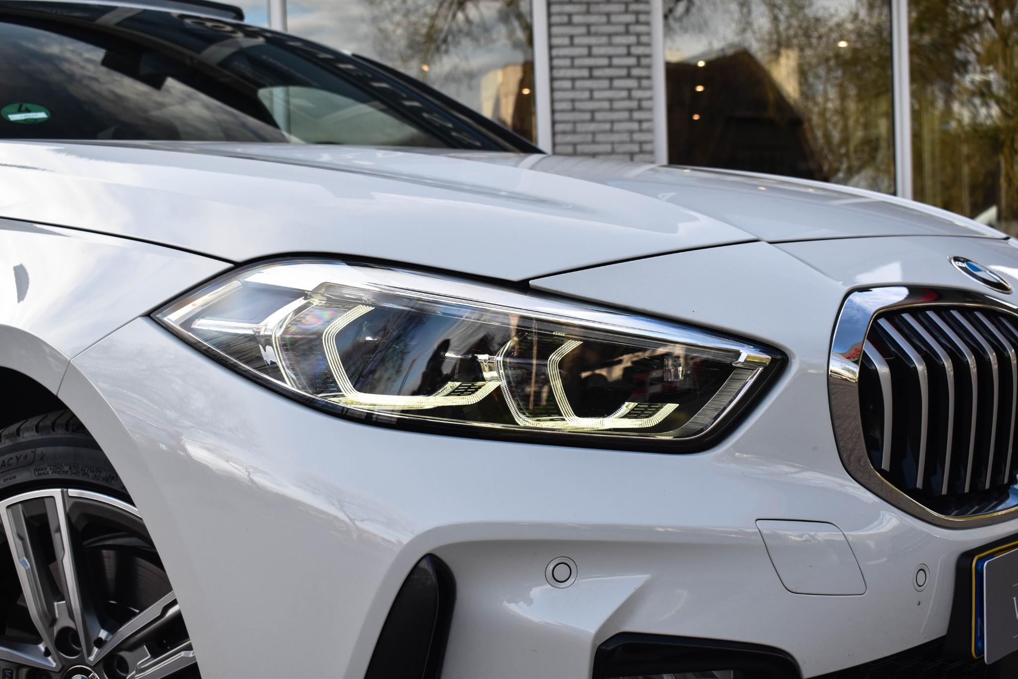 Foto van BMW 118i
