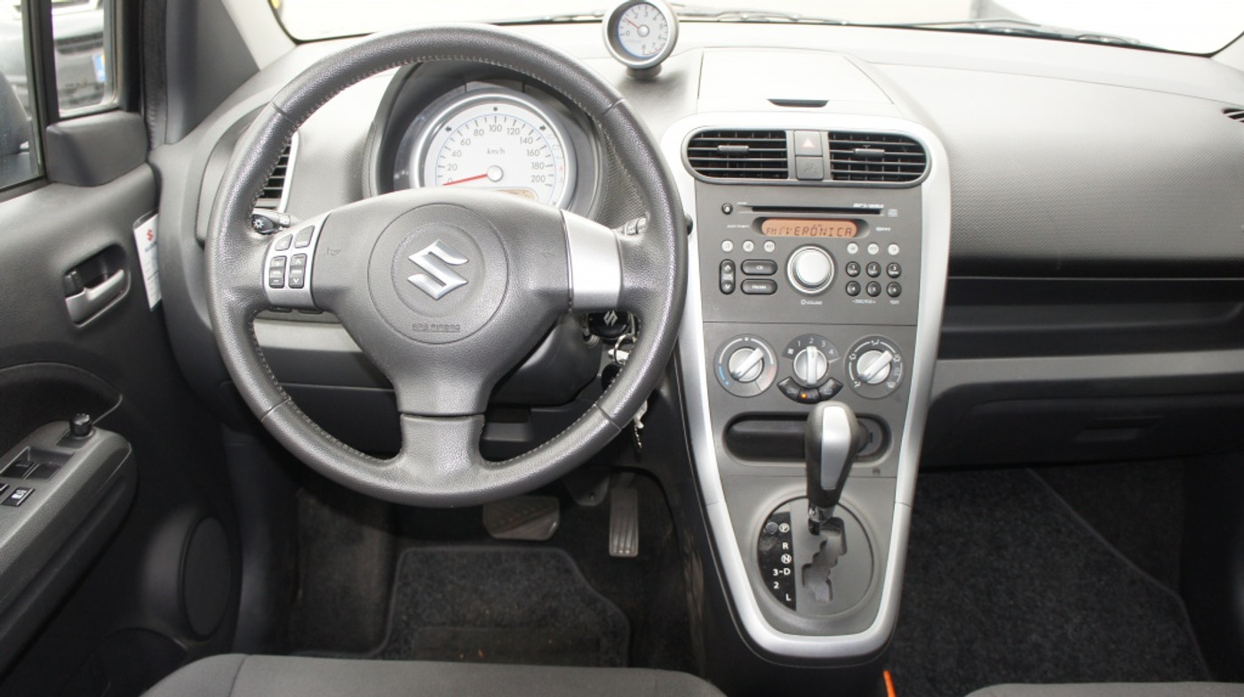 Foto van Suzuki Splash