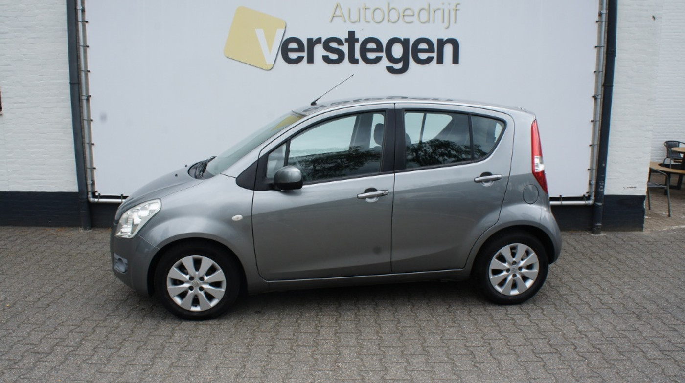 Suzuki Splash 1.2 Exclusive 2011 - voorkant