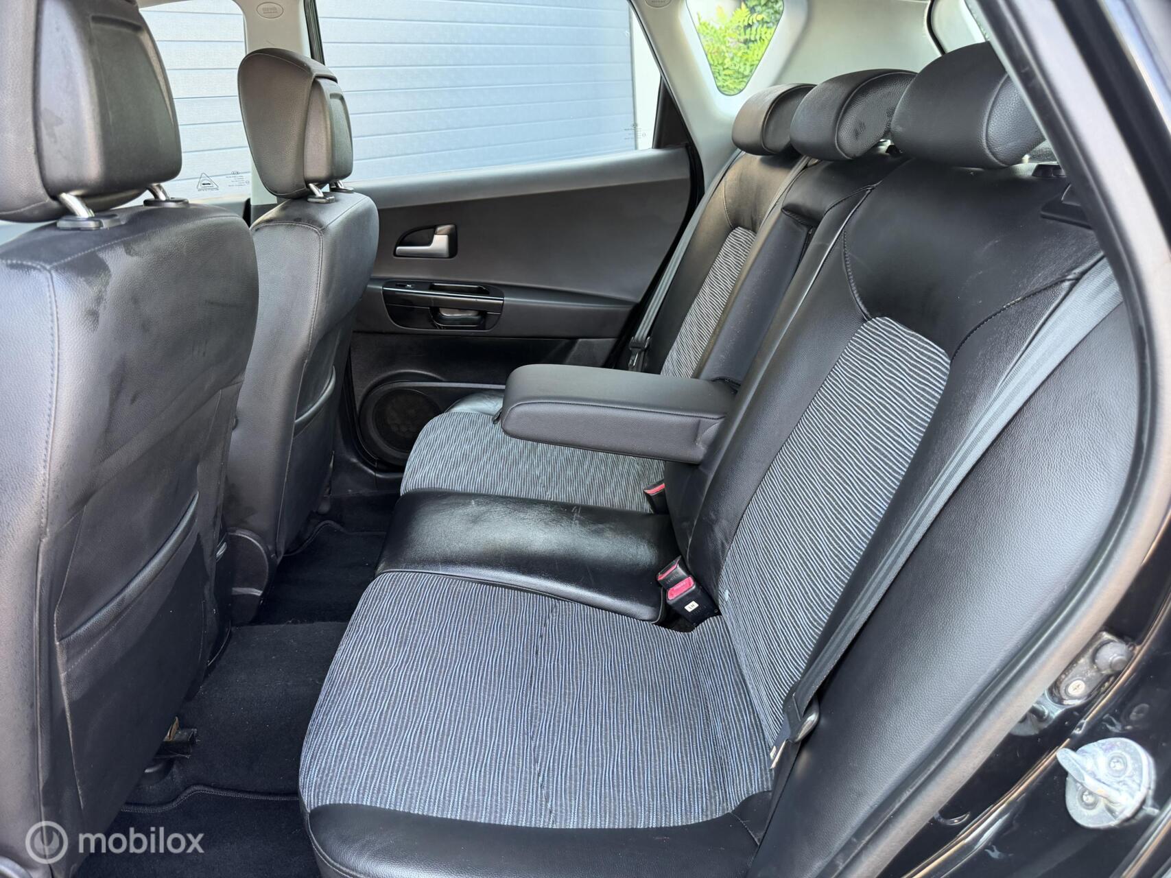 Foto van Kia Cee D