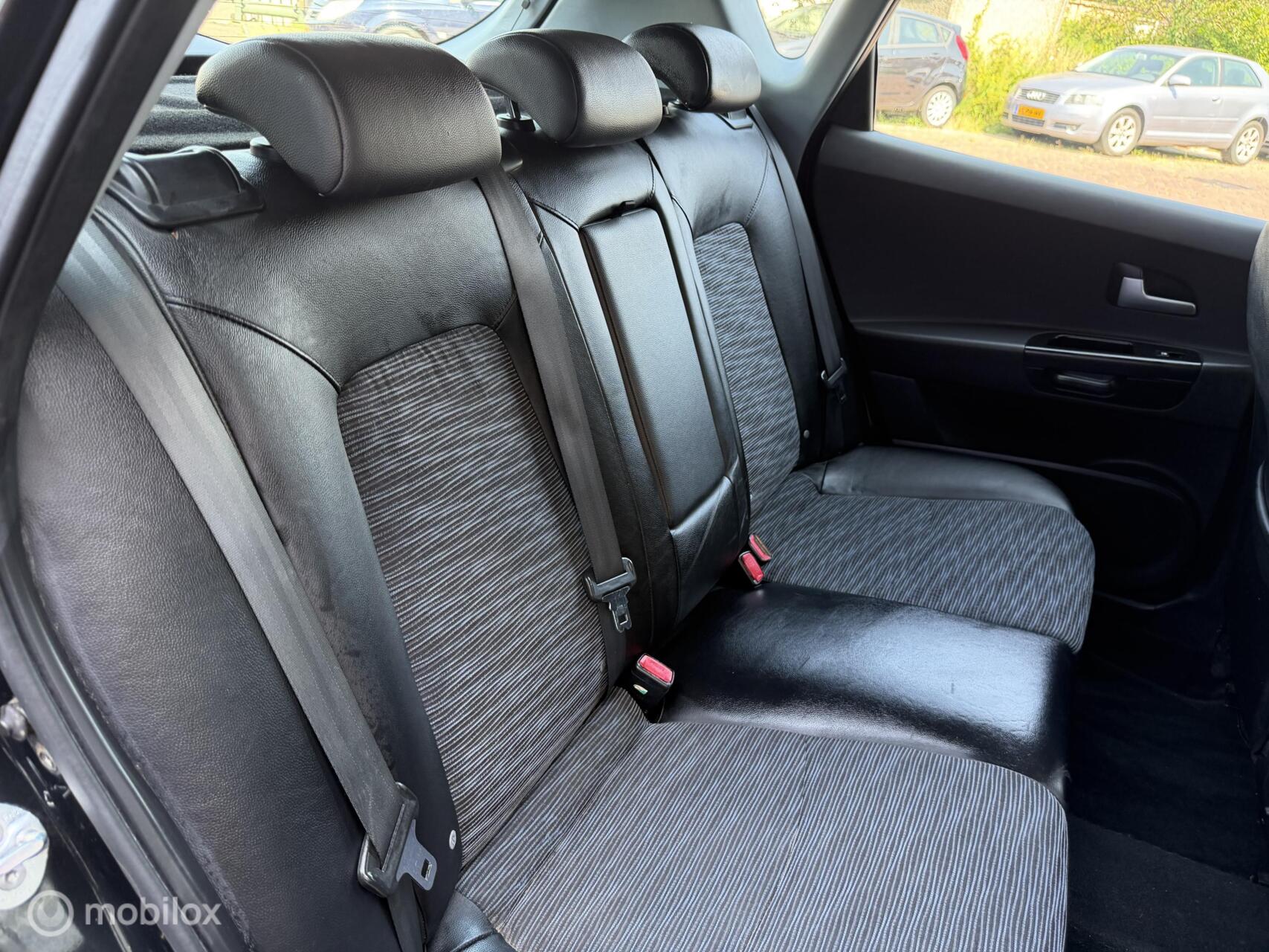 Foto van Kia Cee D