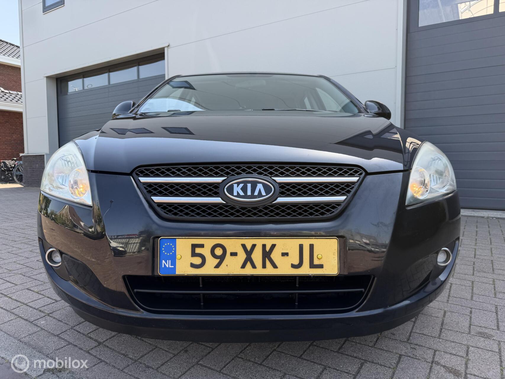 Foto van Kia Cee D