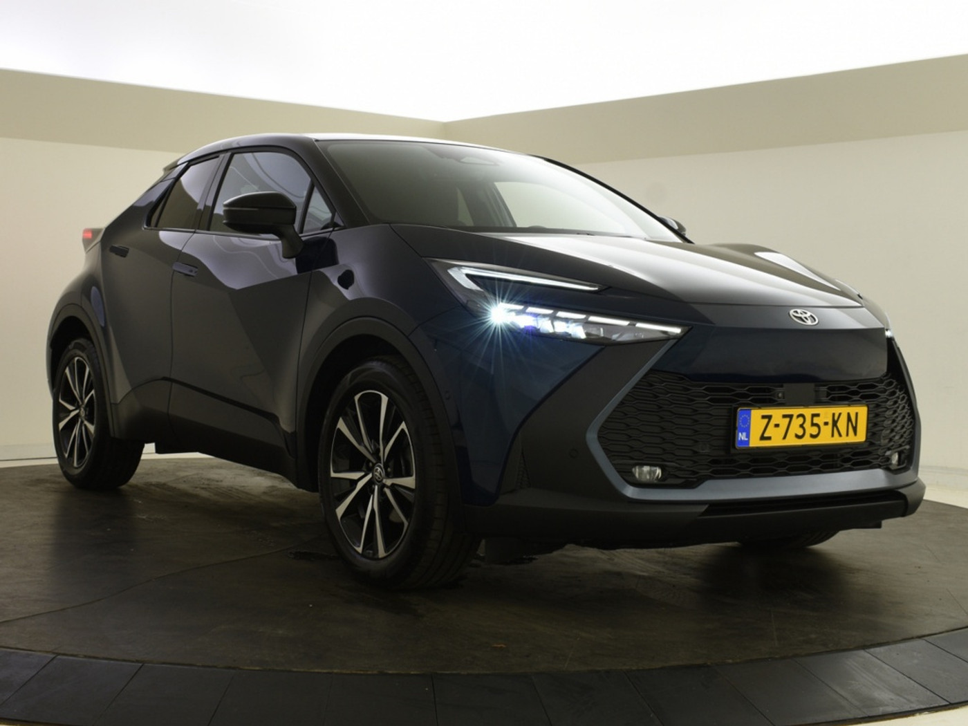 Foto van Toyota Toyota C-hr