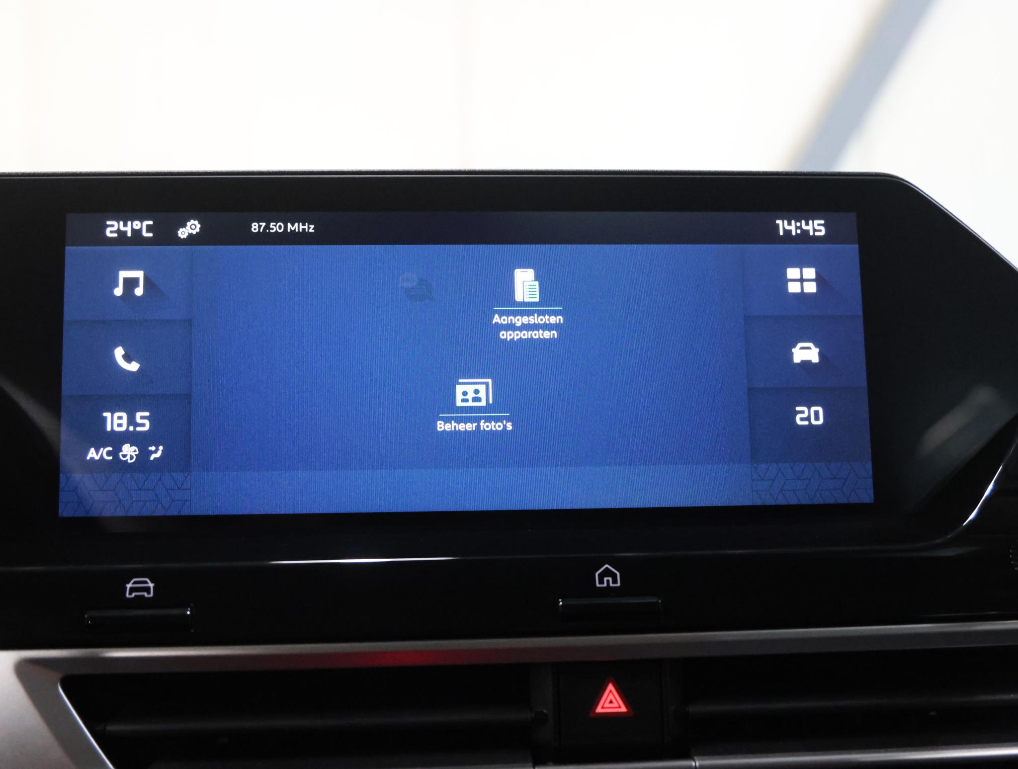 Foto van Citroen E-c4