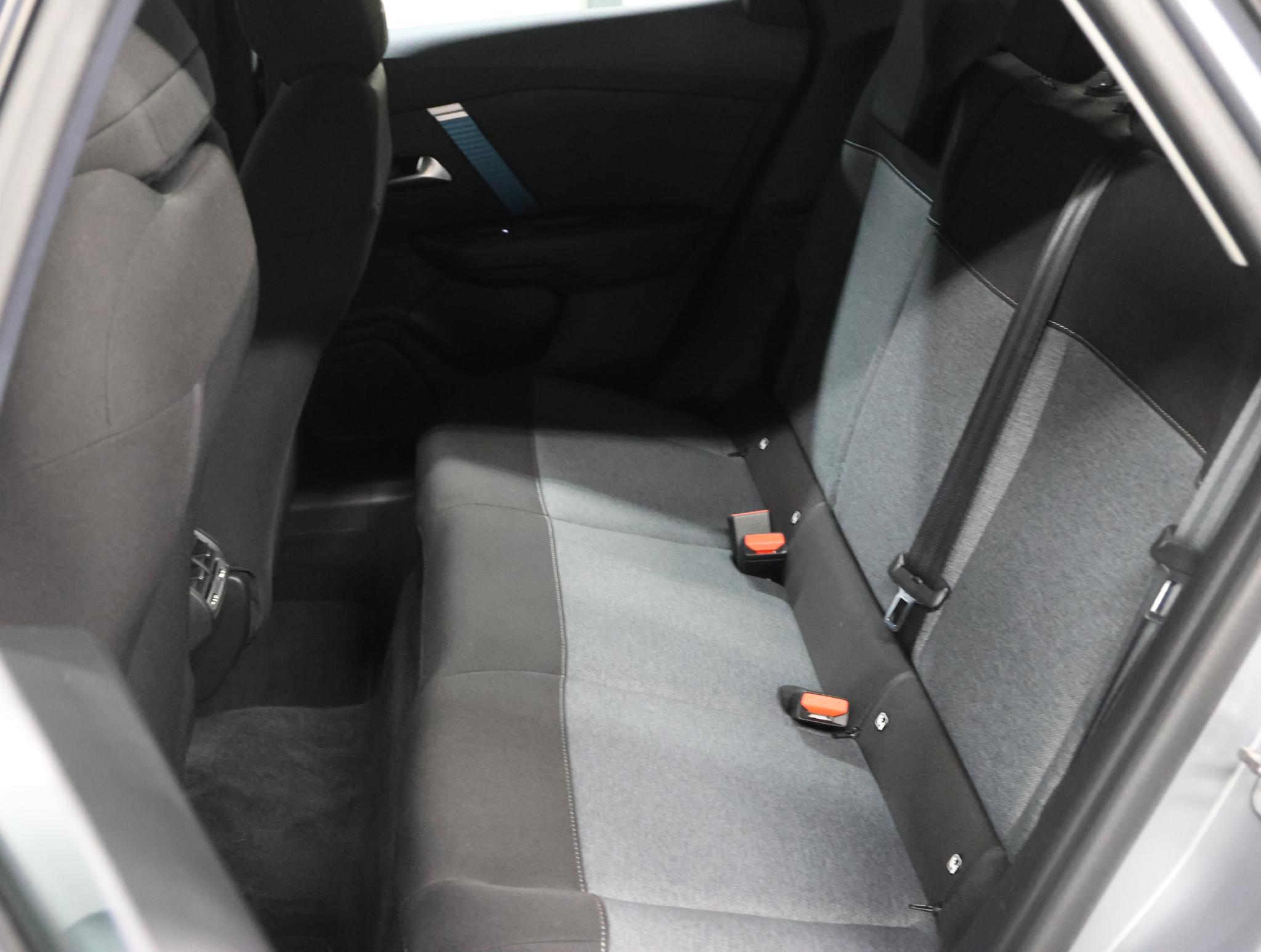 Foto van Citroen E-c4