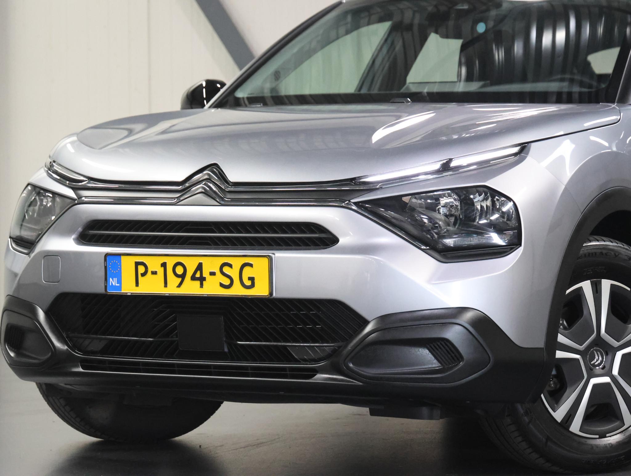 Foto van Citroen E-c4