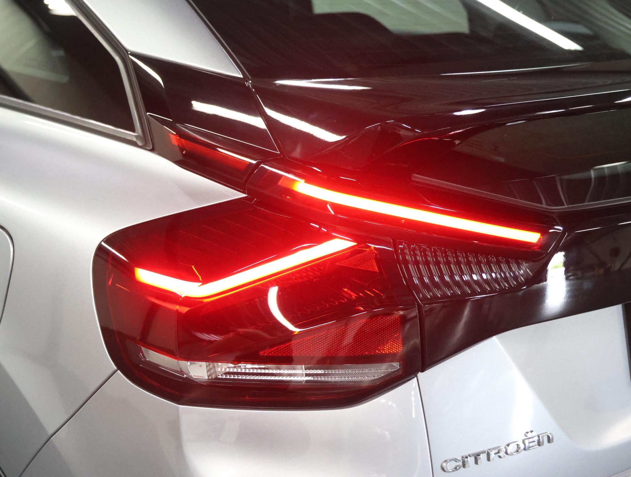 Foto van Citroen E-c4