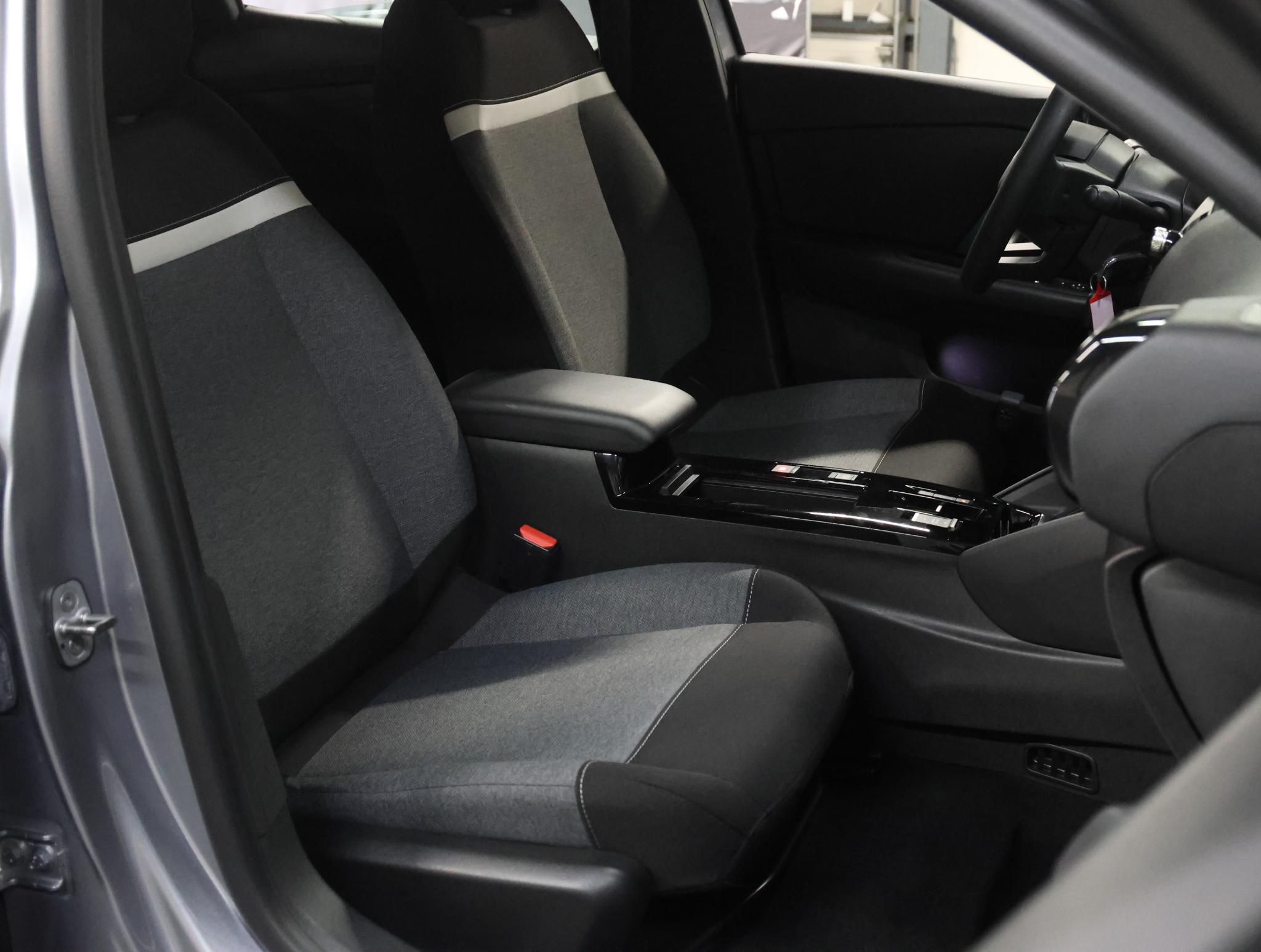Foto van Citroen E-c4