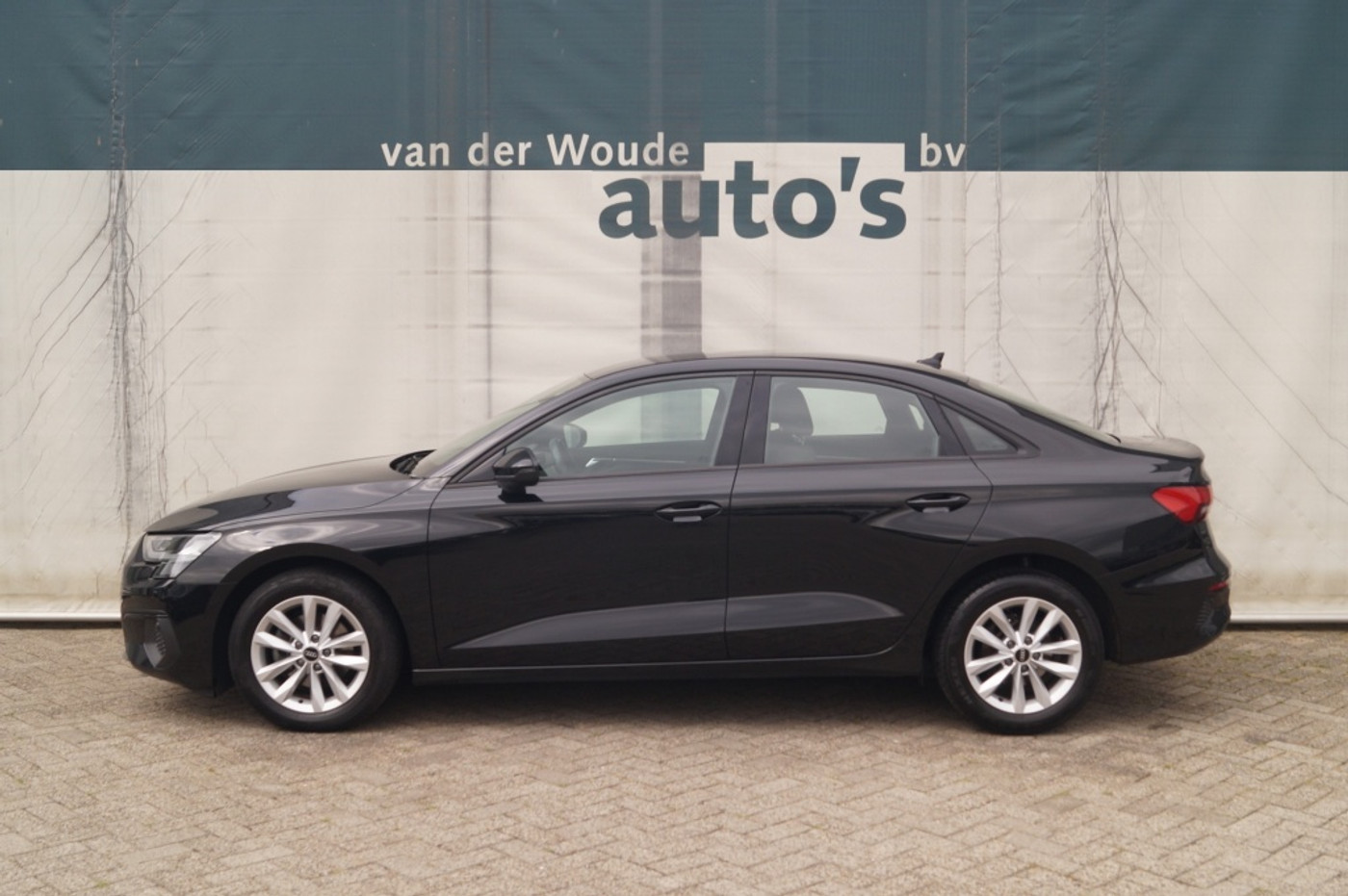 Audi A3 Limousine 30 TFSI 110pk Automaat Pro Line -ECC-CARPLAY-TREKHAAK- 2022 - voorkant