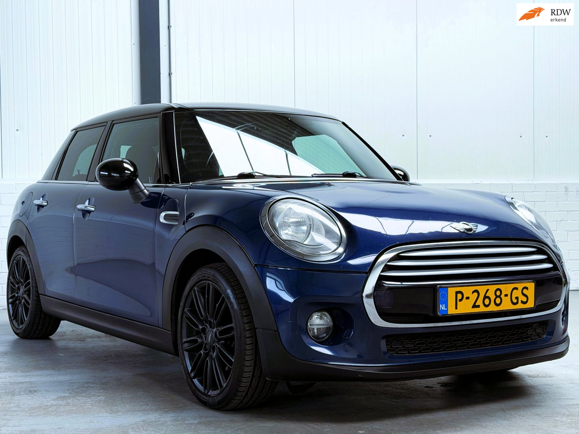 Mini Cooper 1.5 Cooper Salt Business|Navi|5DRS 2016 - voorkant
