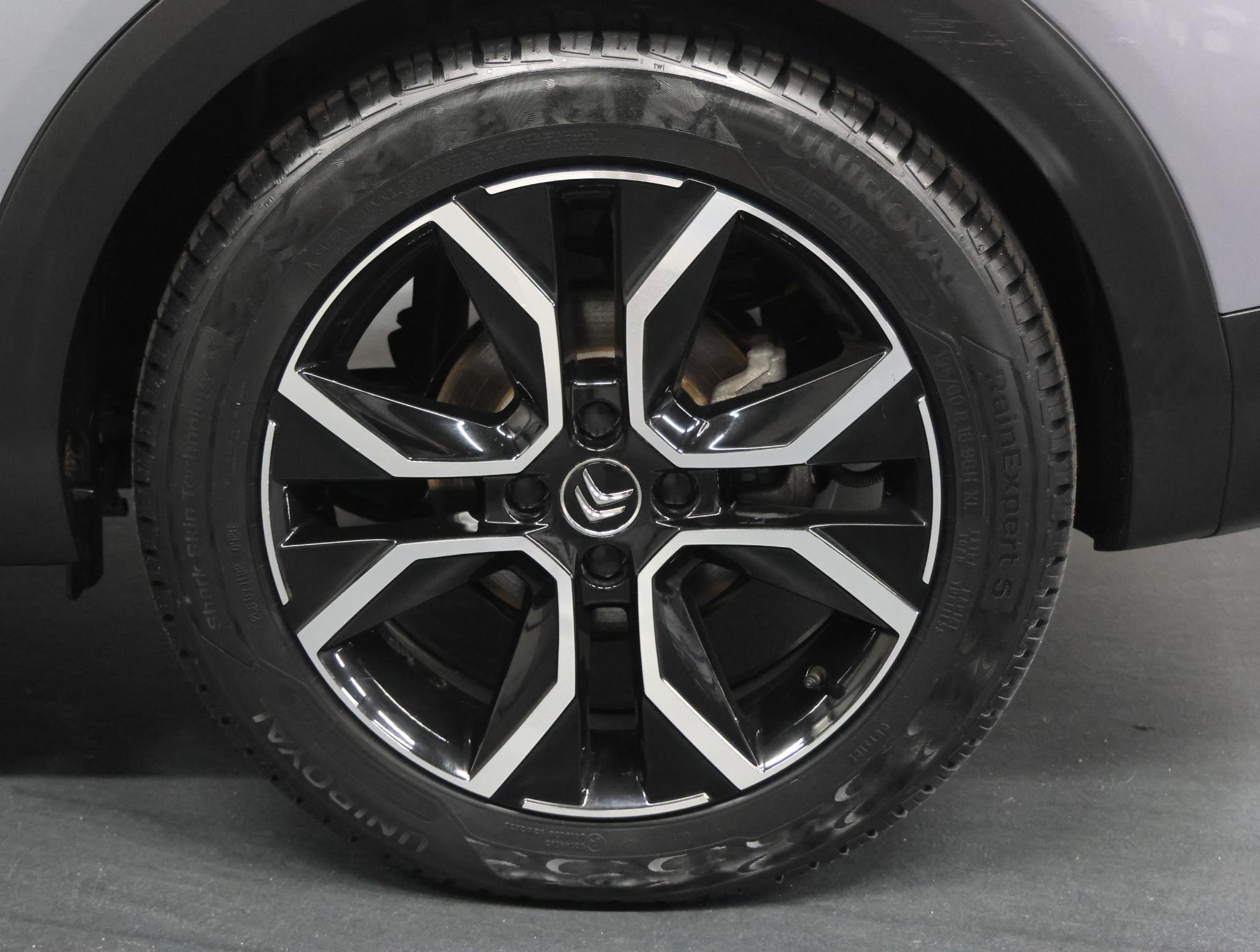 Foto van Citroen E-c4