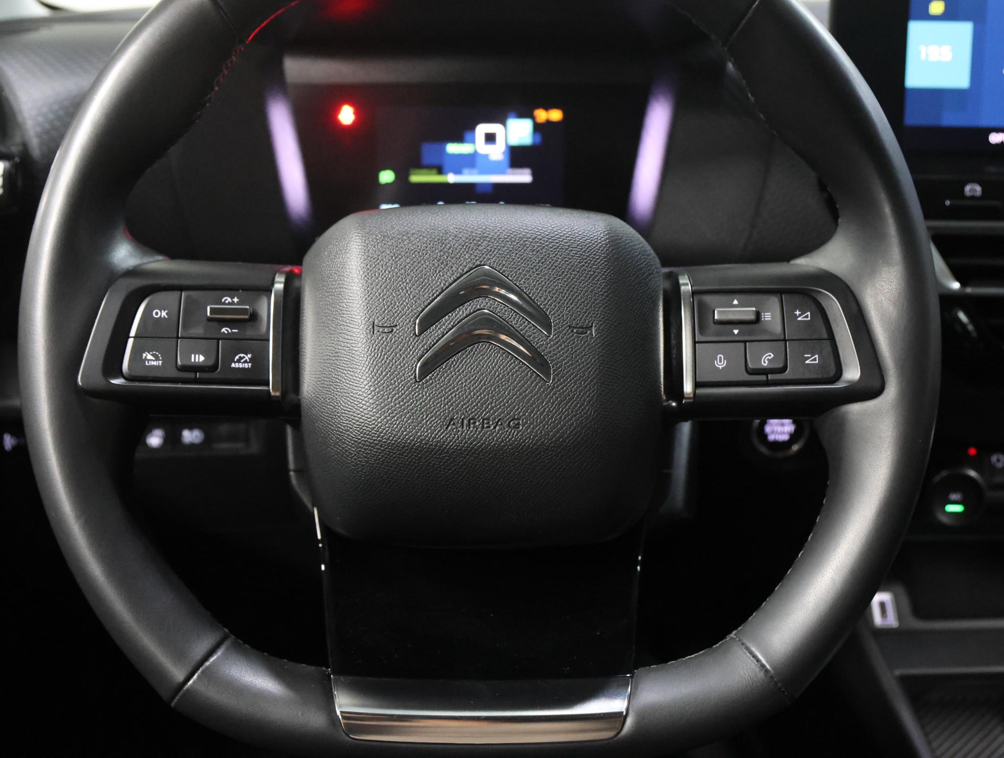 Foto van Citroen E-c4
