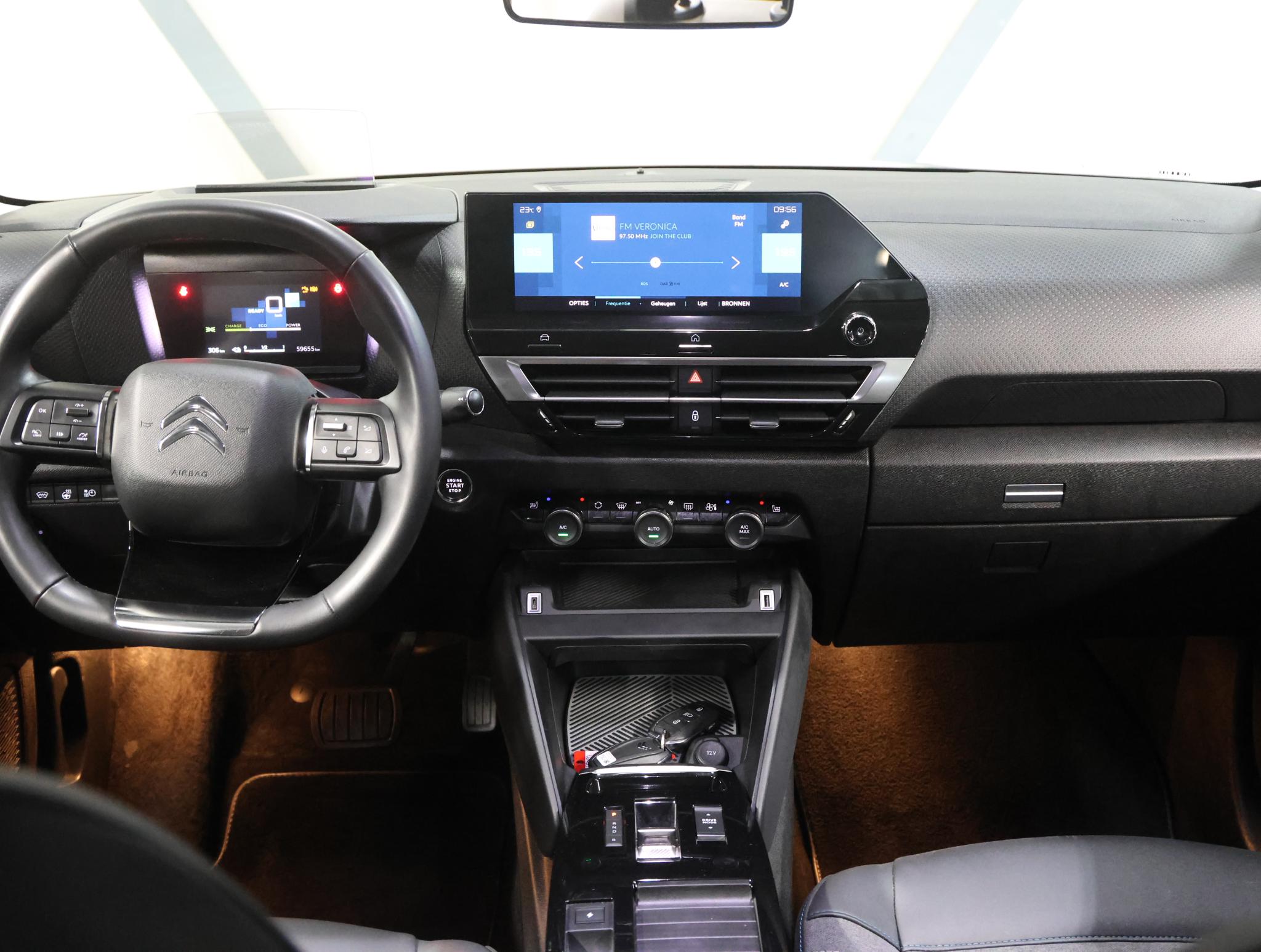 Foto van Citroen E-c4