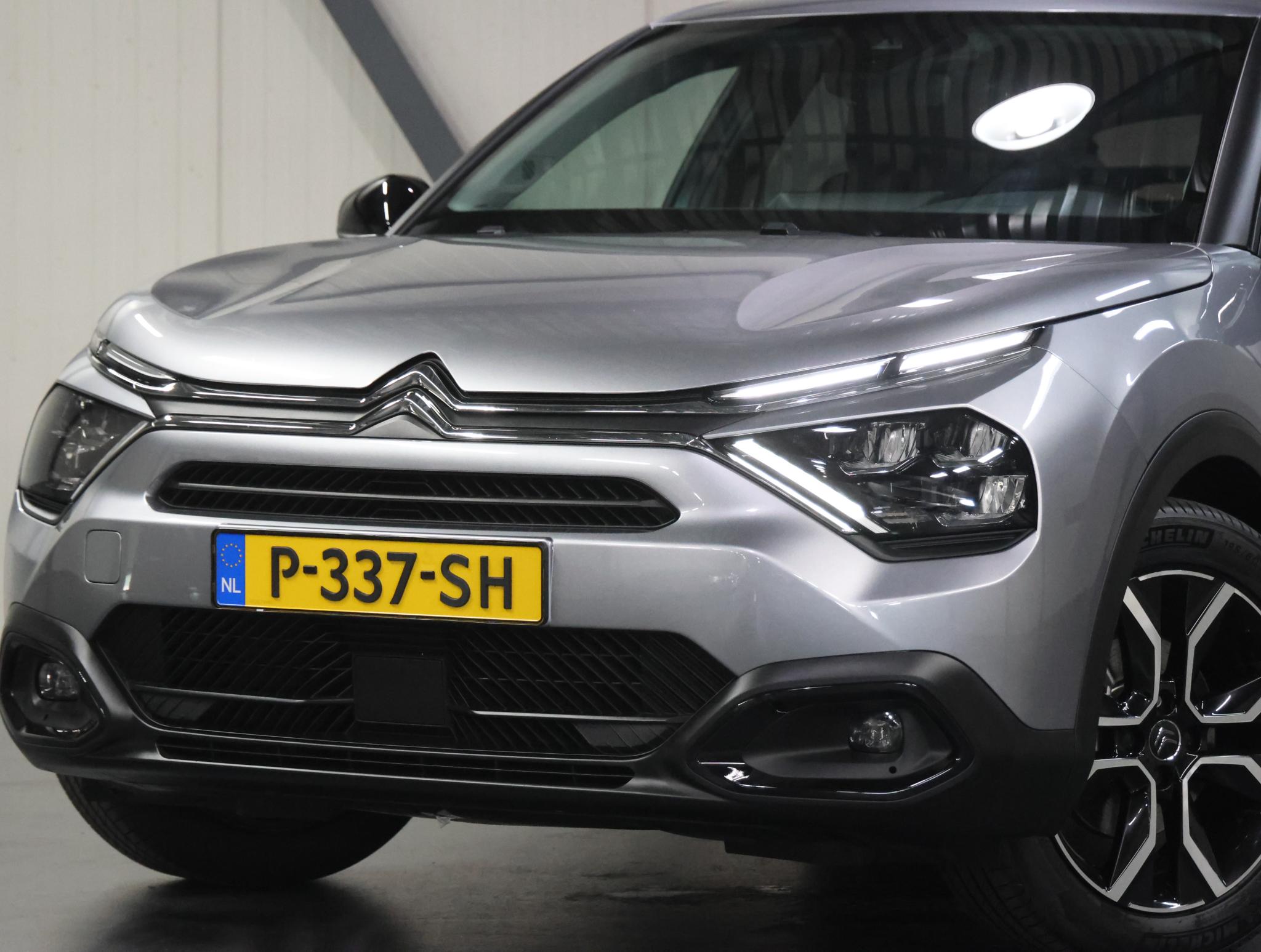 Foto van Citroen E-c4