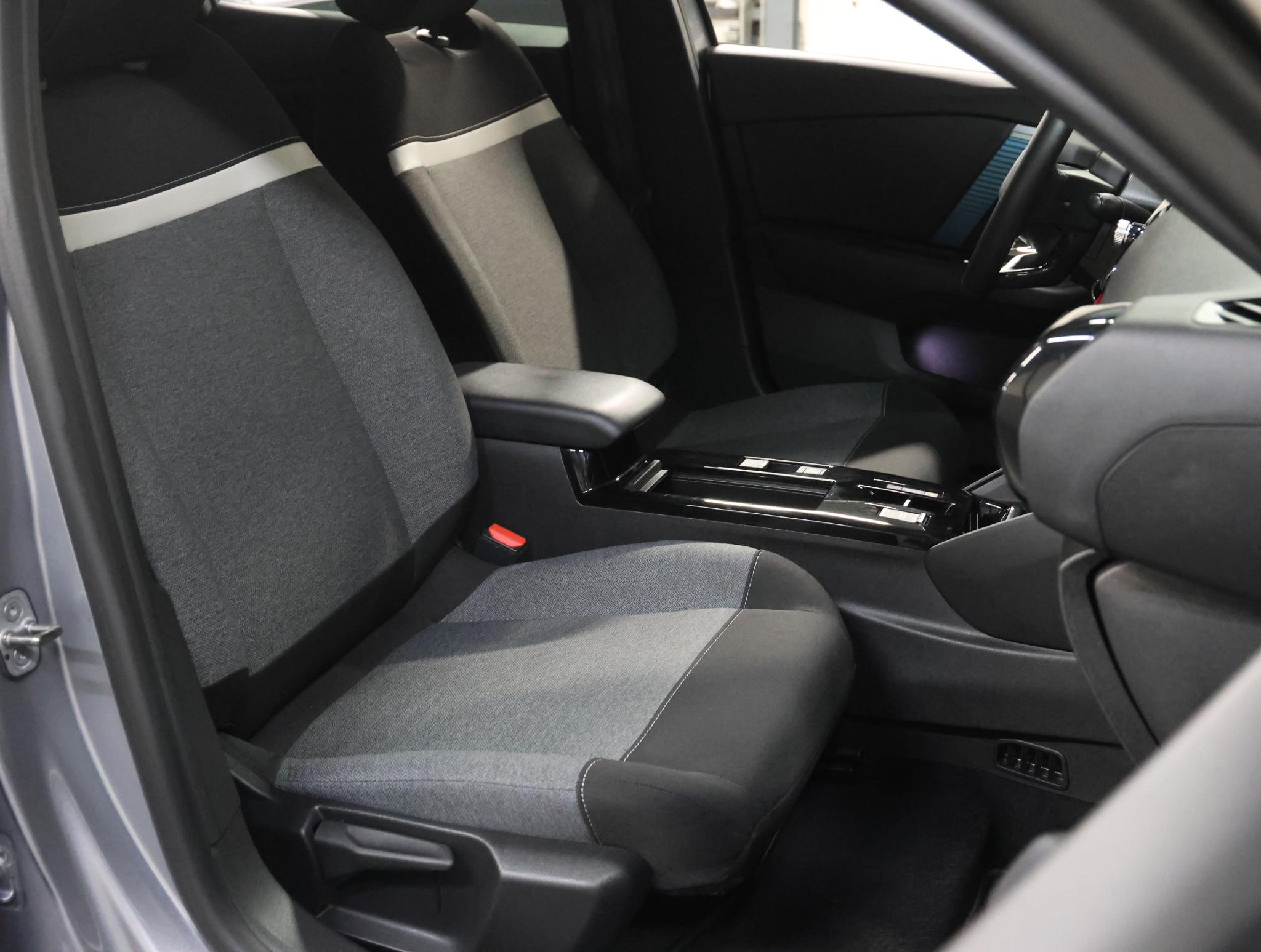 Foto van Citroen E-c4