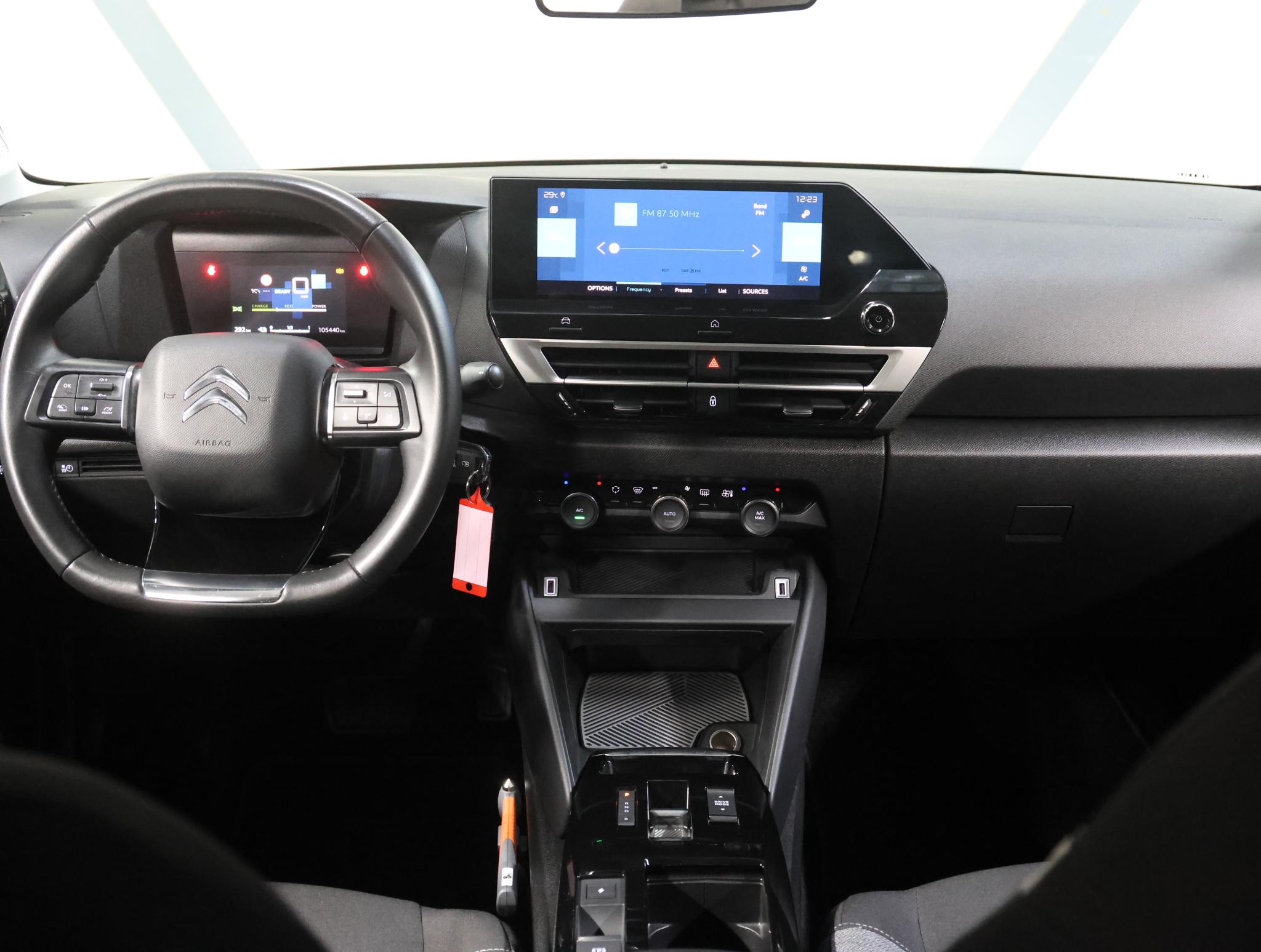 Foto van Citroen E-c4