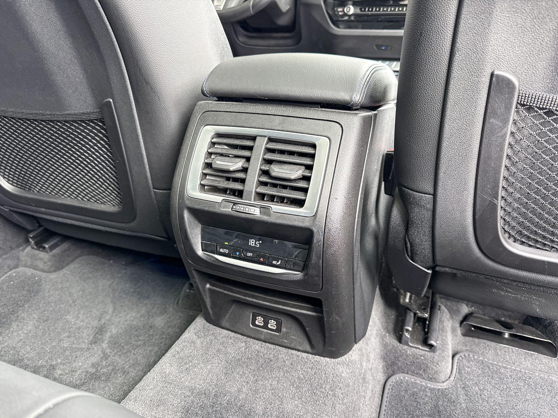 Foto van BMW Ix3