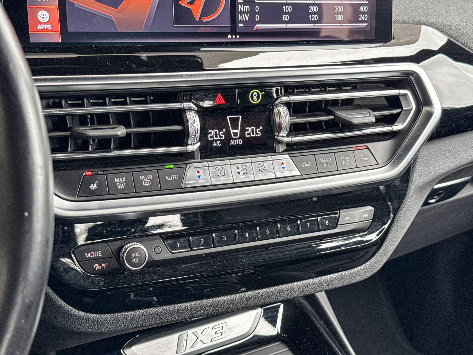 Foto van BMW Ix3