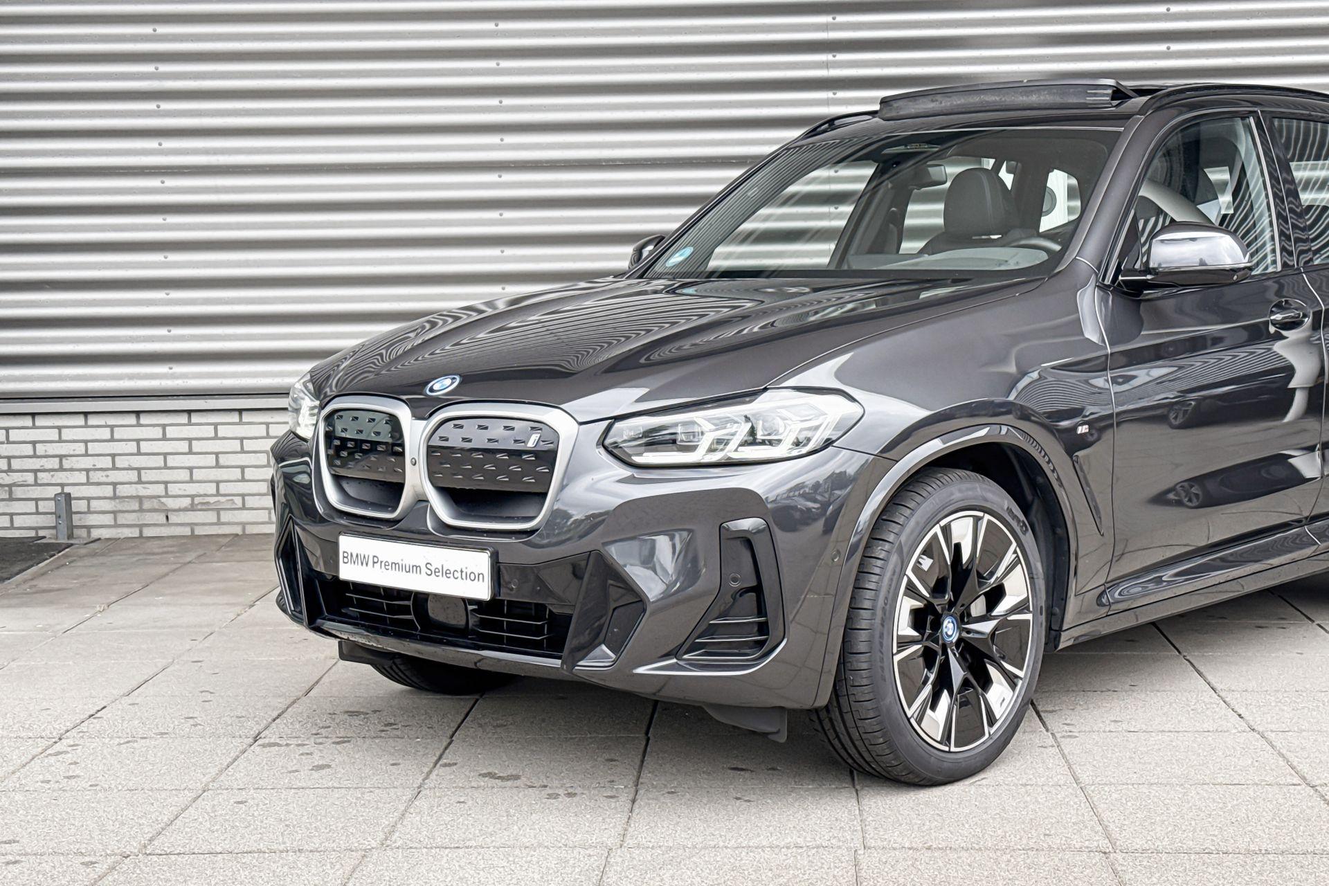 Foto van BMW Ix3
