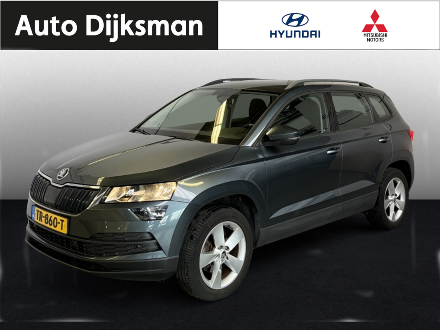 Skoda Karoq 1.5 TSI ACT Amb.Bus. NL auto | Navigatie 2018 - voorkant