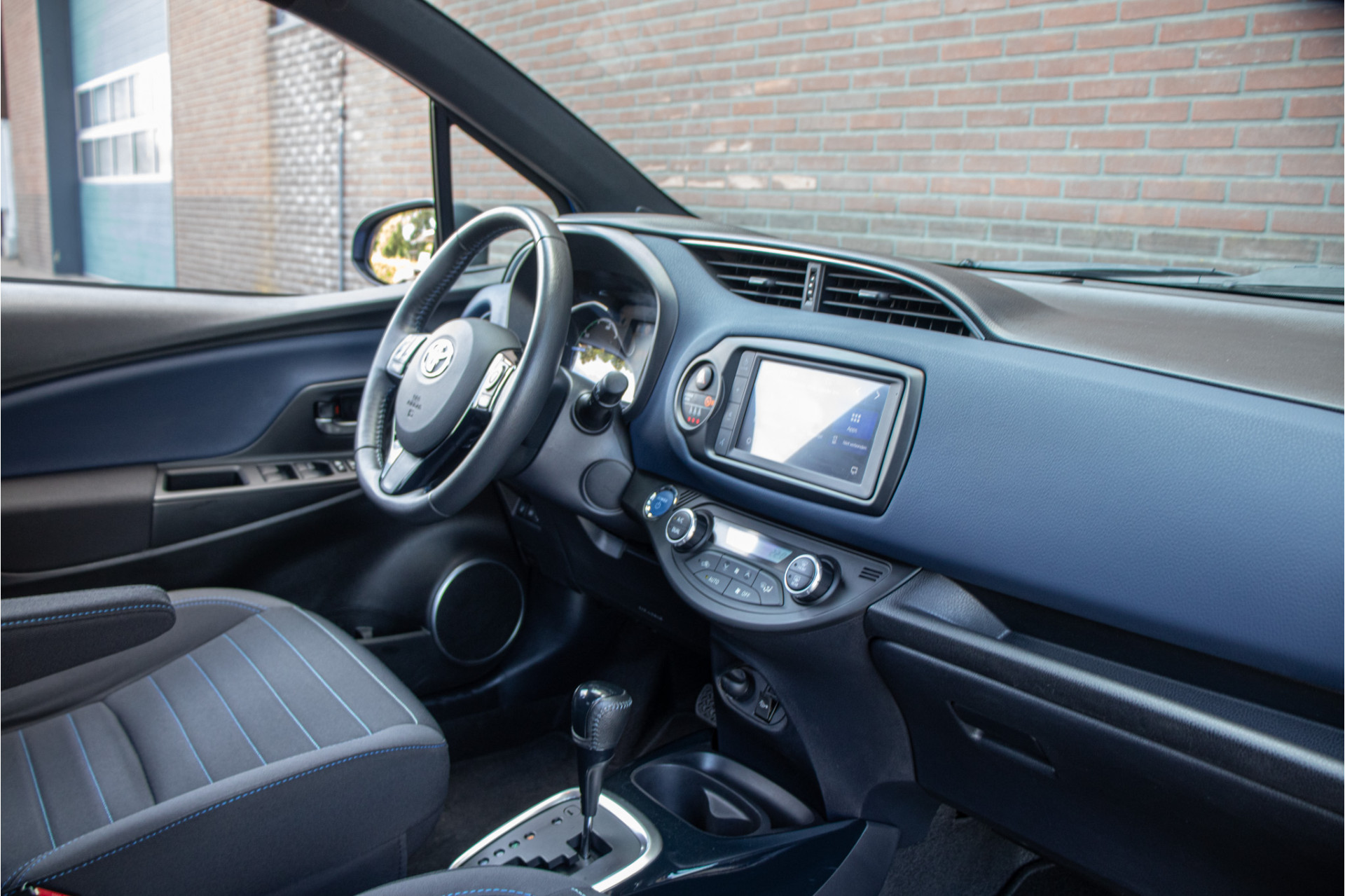 Foto van Toyota Toyota Yaris Hybrid