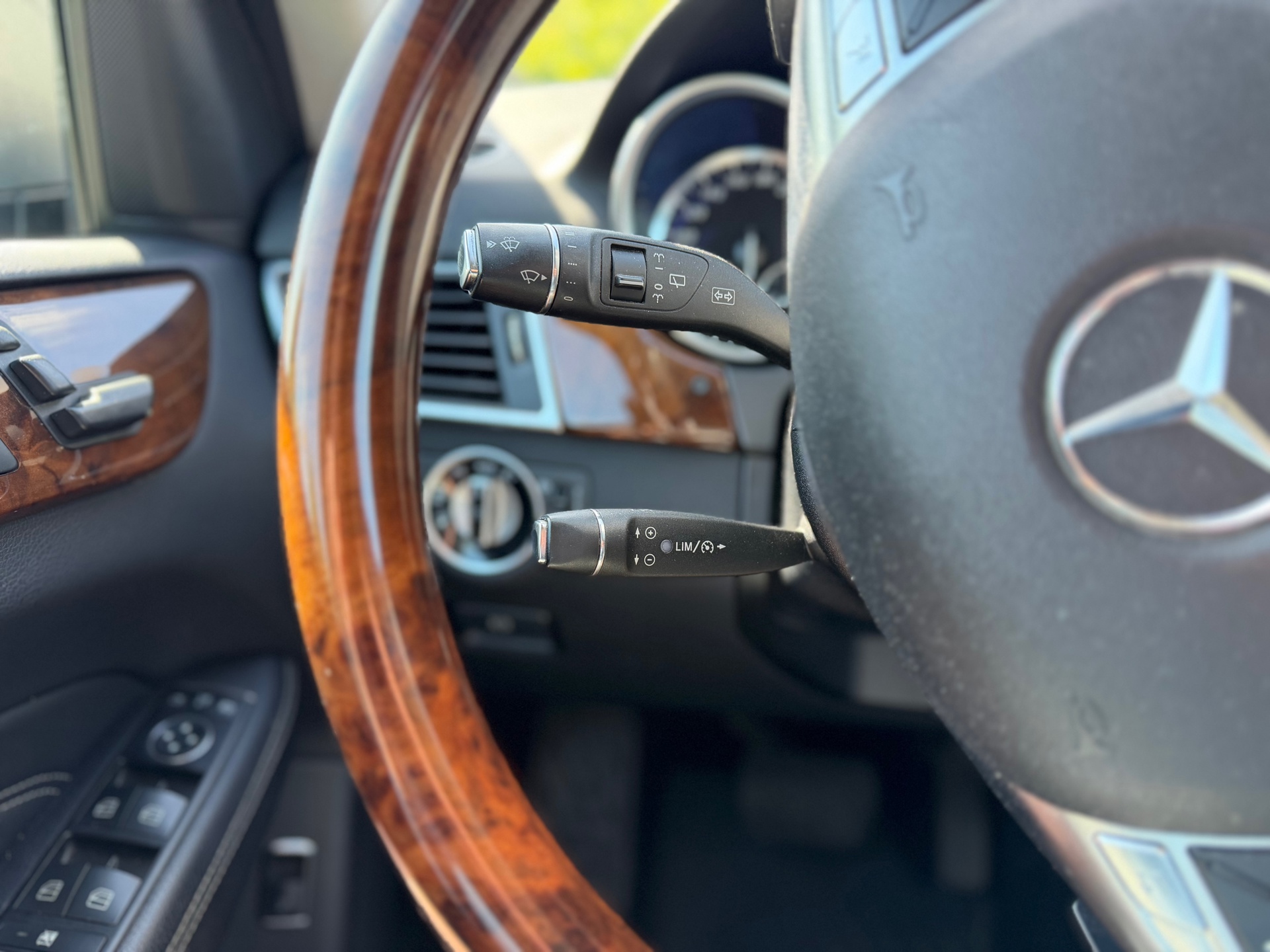 Foto van Mercedes-Benz ML 350 Bluetec 4Matic