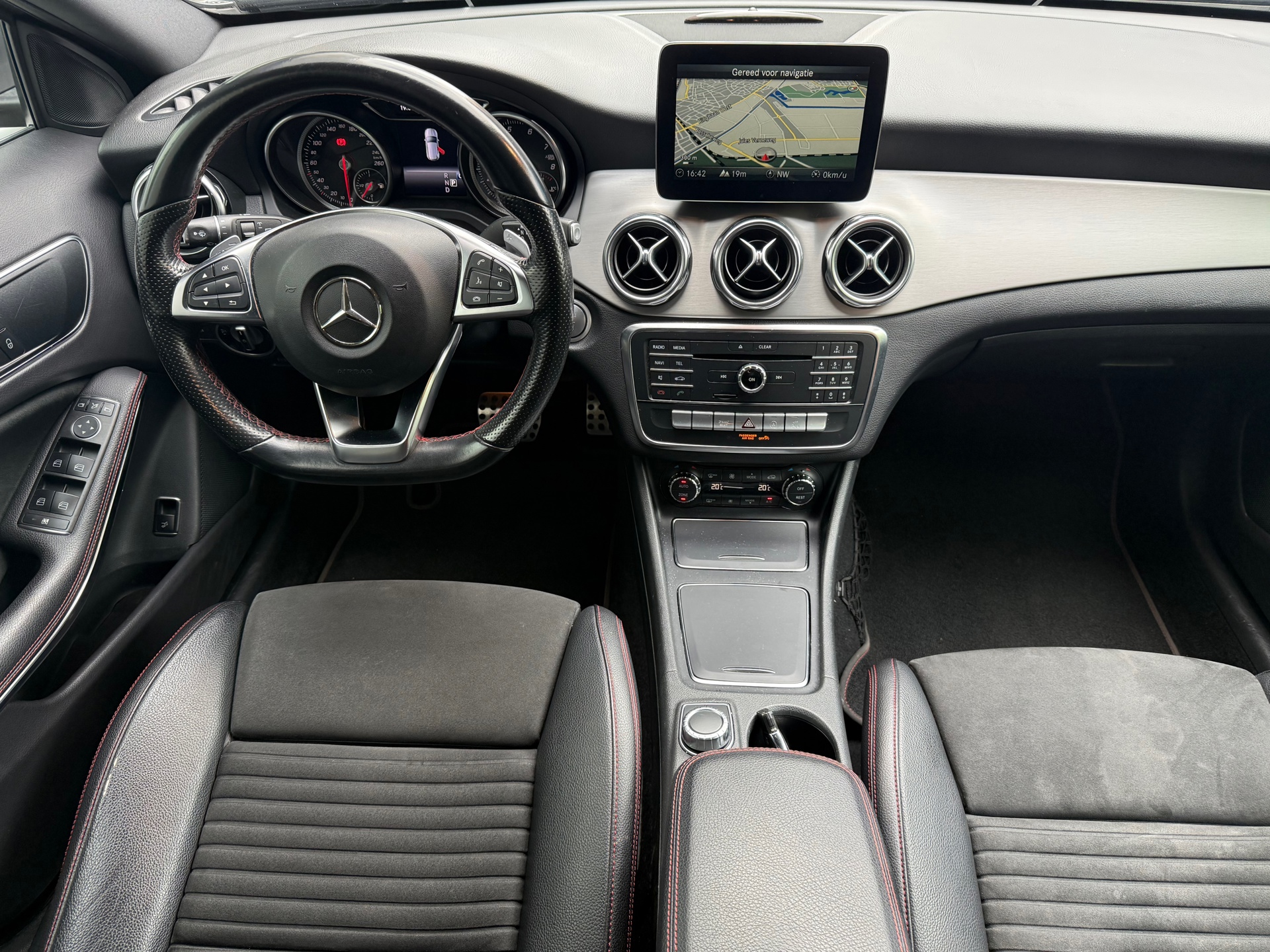 Foto van Mercedes-Benz Gla 180