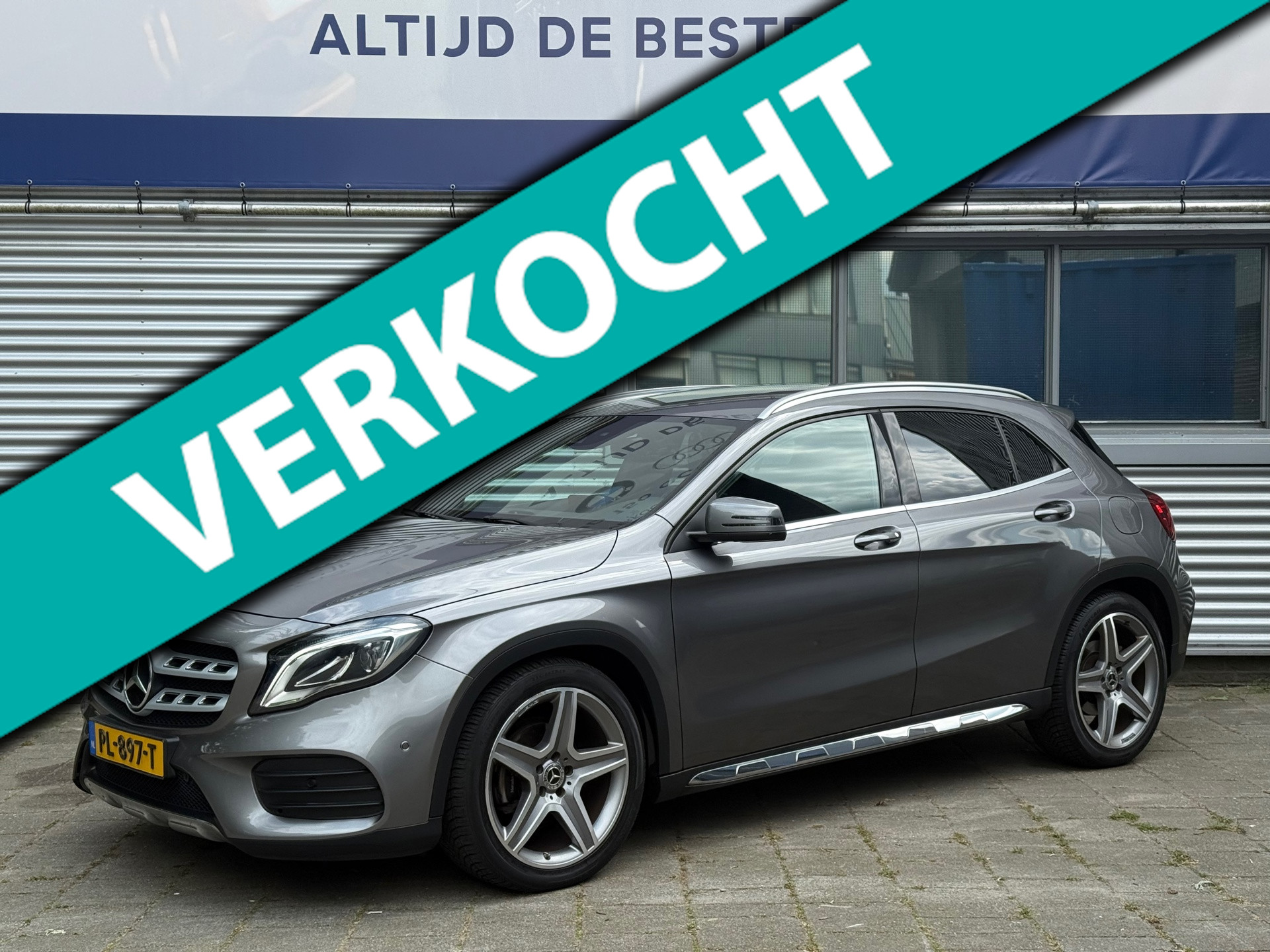 Mercedes-Benz Gla 180 180 Business Solution AMG l Facelift l Camera l Navi l Xenon l VDOH l 2017 - voorkant