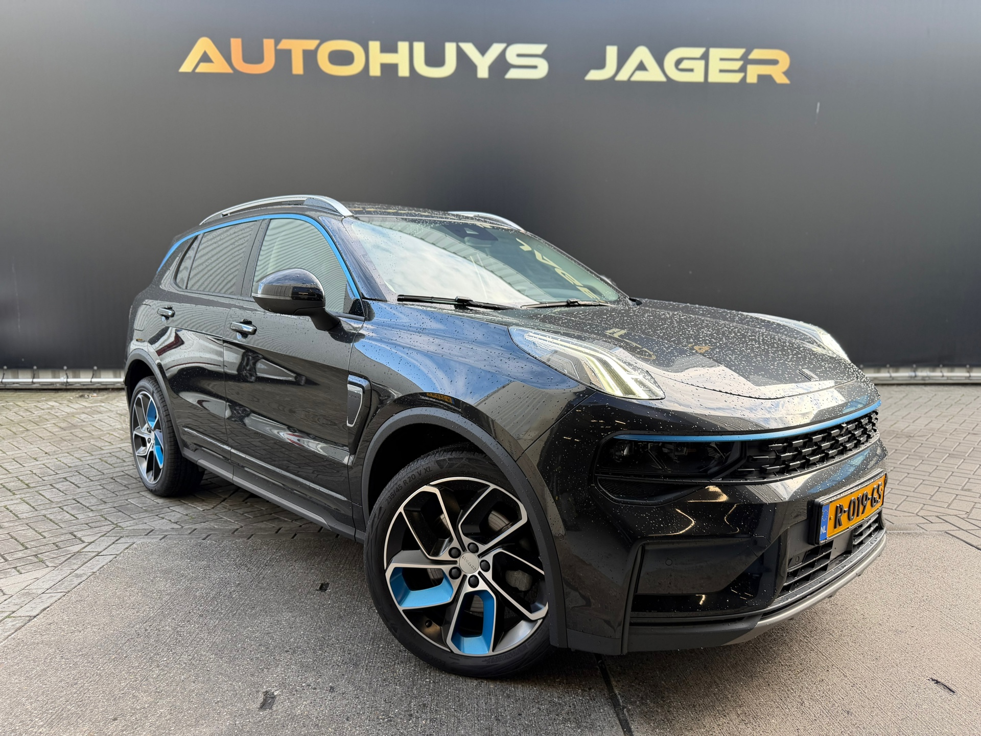 Foto van Lynk&co LYNK & Co 01