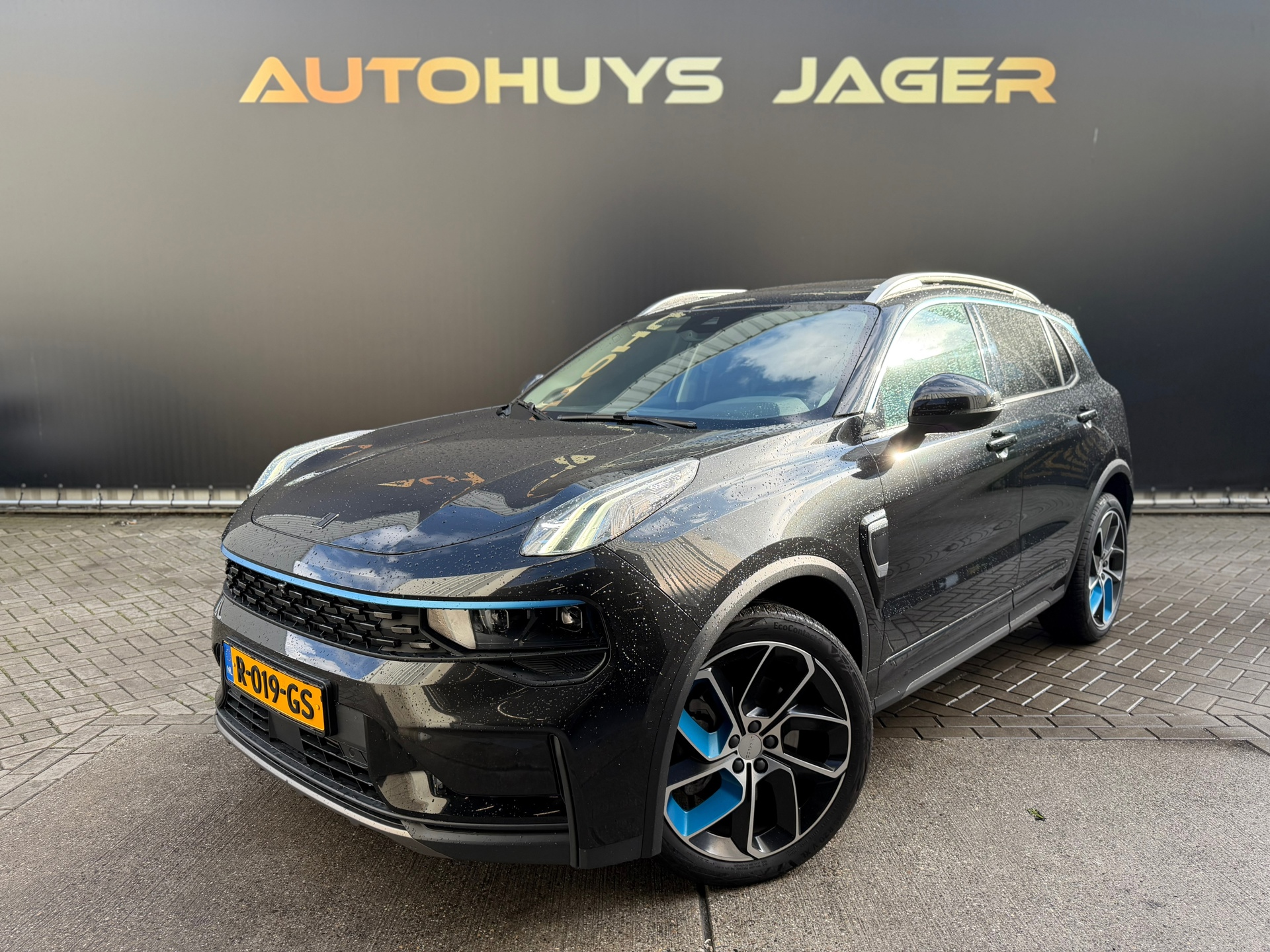 Lynk&co LYNK & Co 01 1.5 Pano 360 Memory Carplay Hybride Automaat 2022 - voorkant